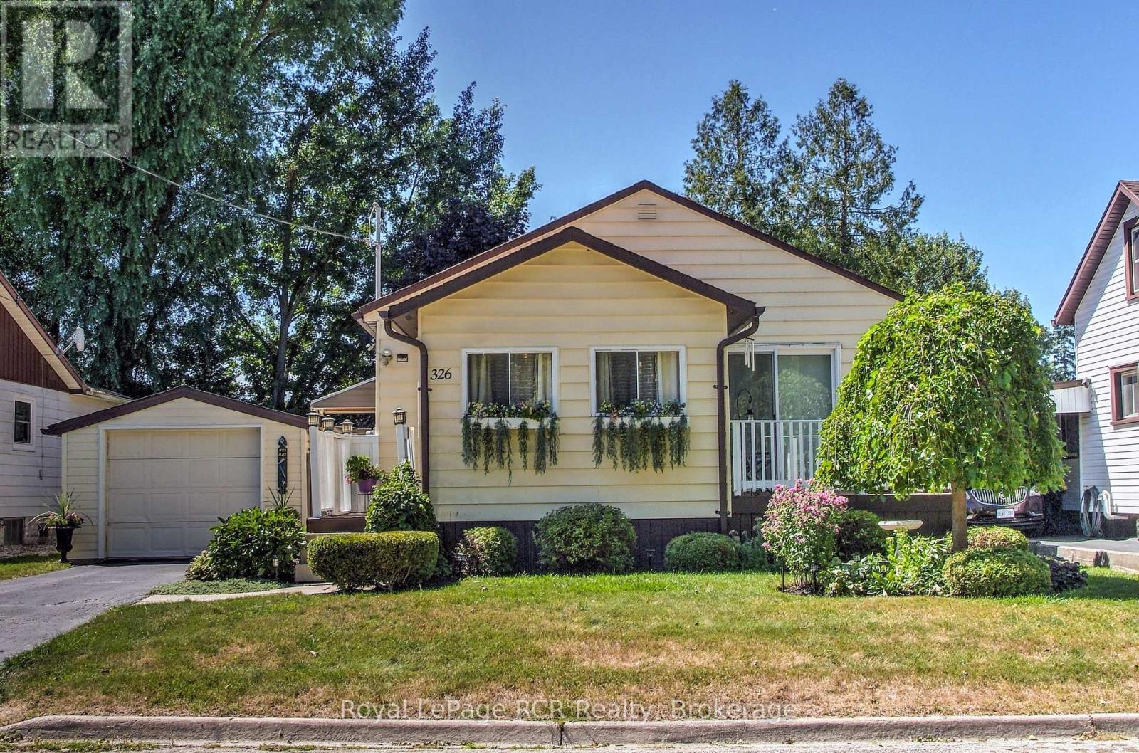 Property at 326 12TH AVENUE image 1