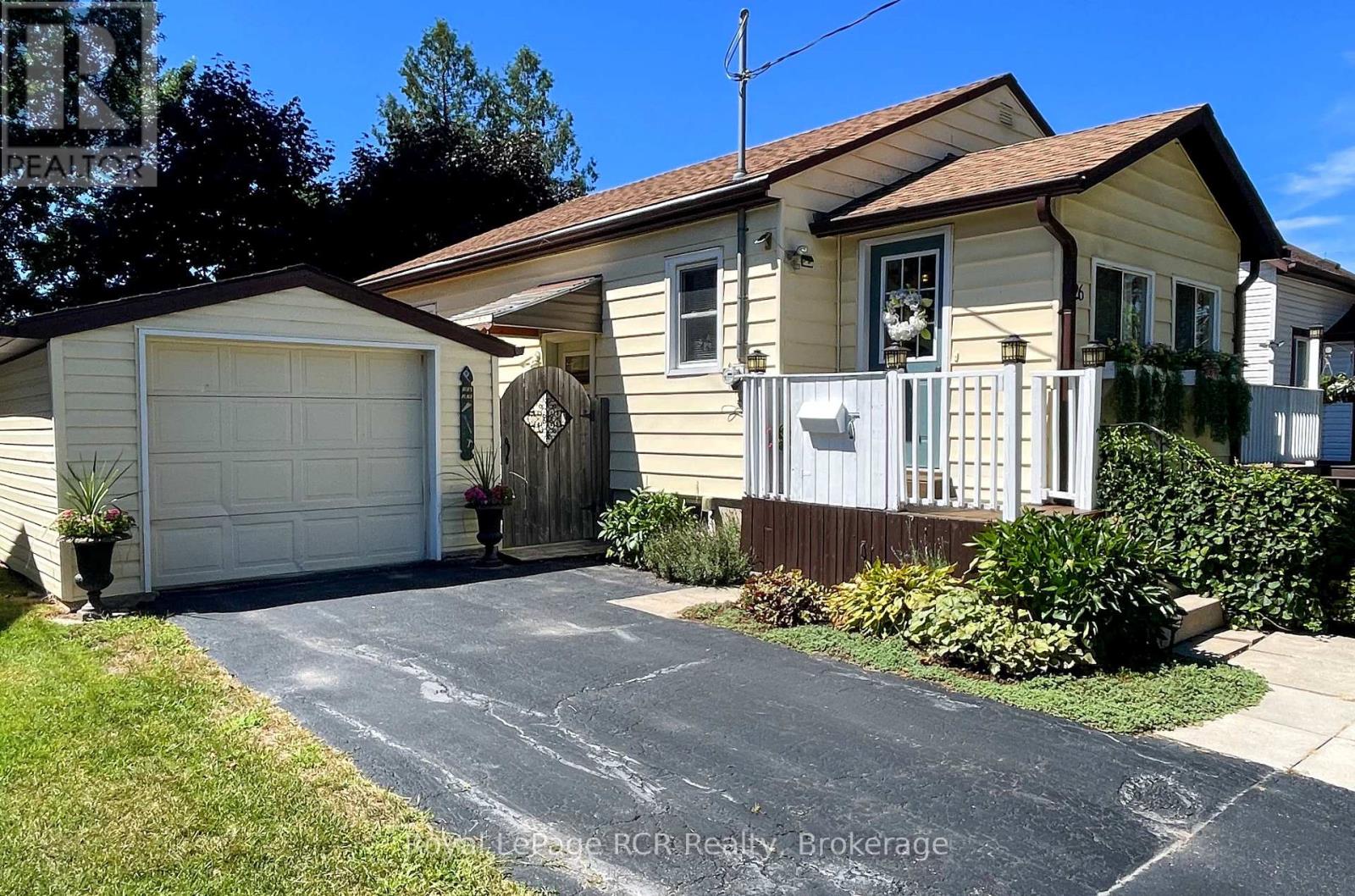 Property at 326 12TH AVENUE image 4