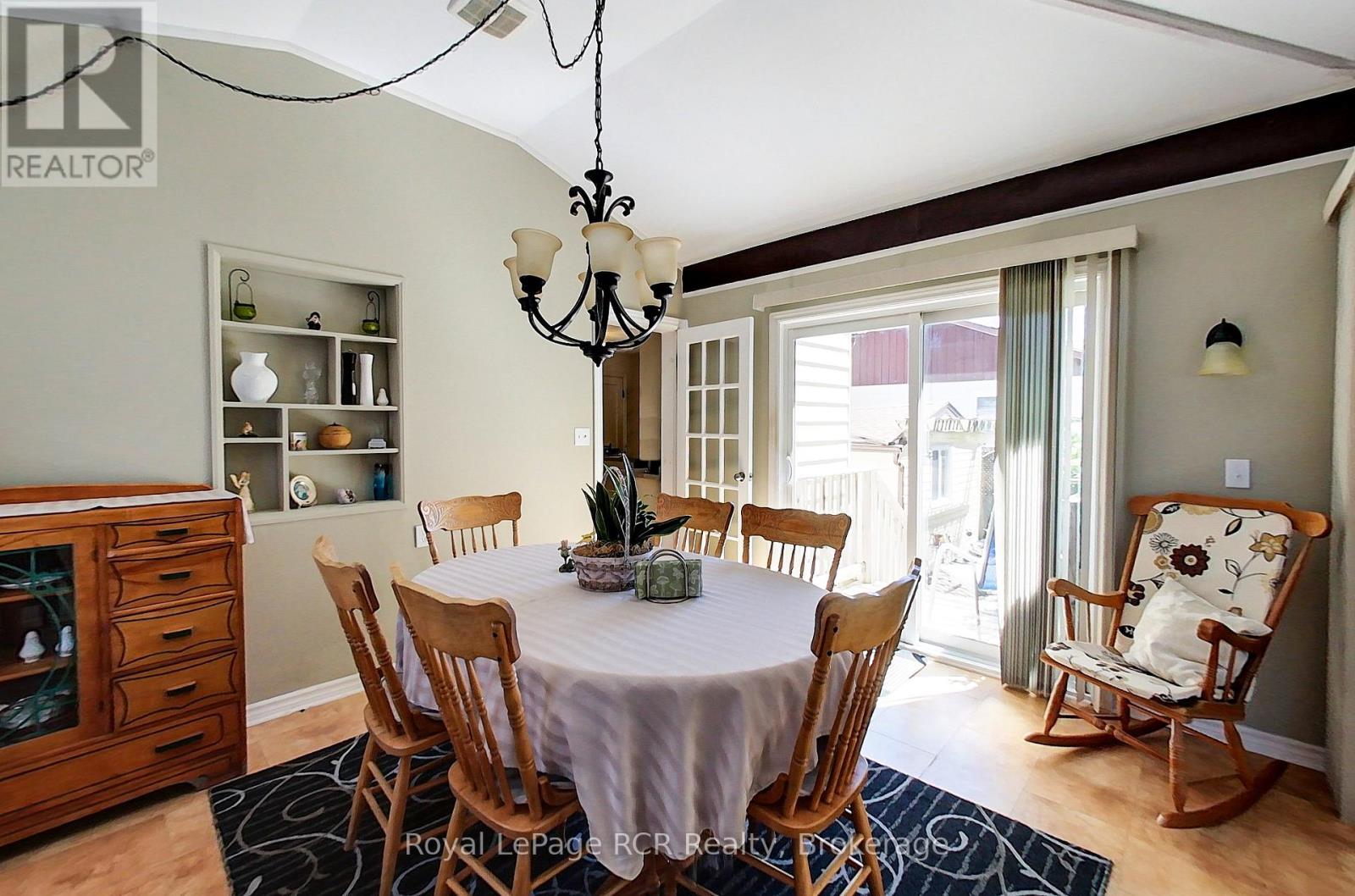 326 12th Avenue, Hanover, Ontario  N4N 2T2 - Photo 40 - X12354905