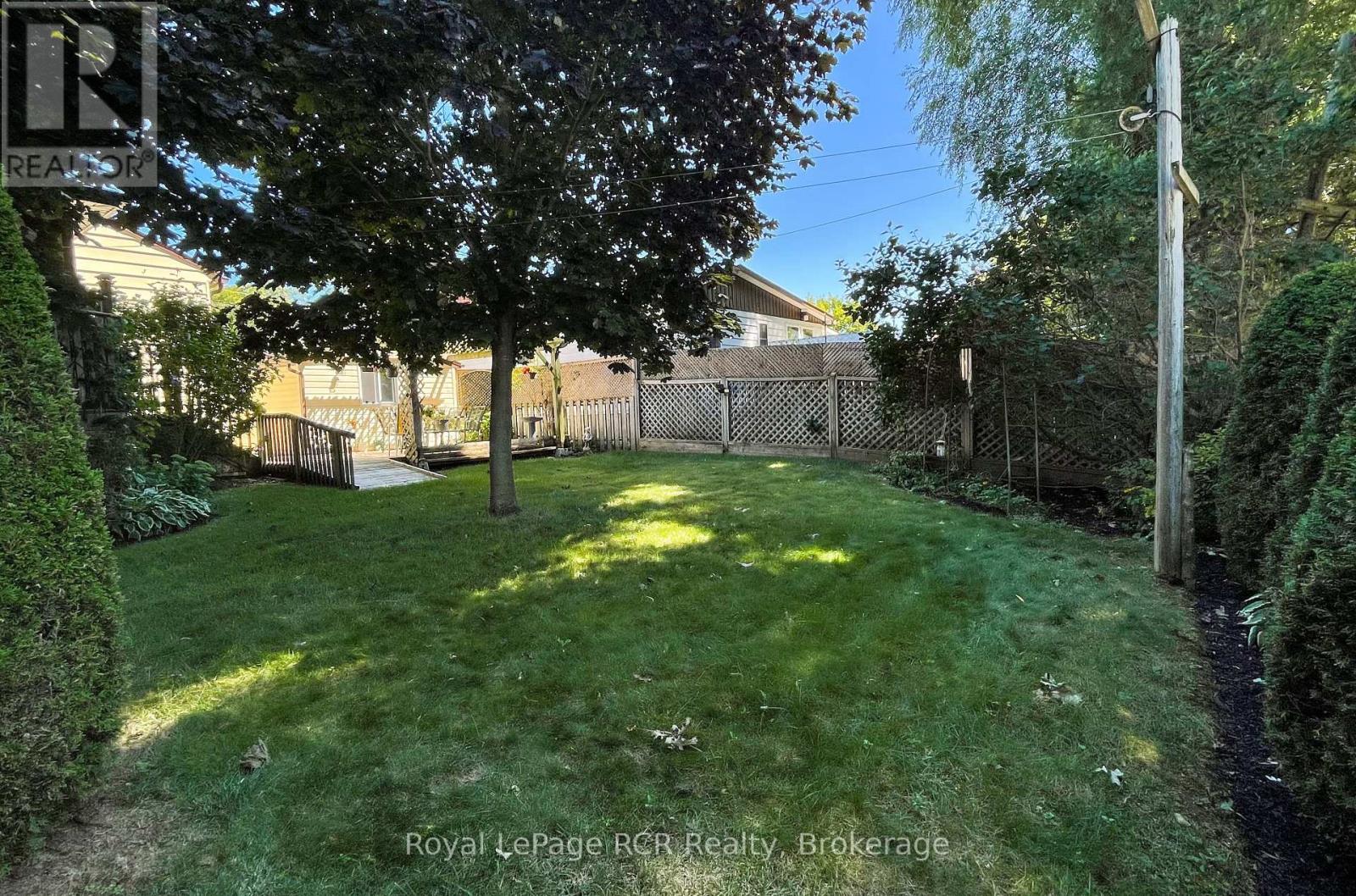 326 12th Avenue, Hanover, Ontario  N4N 2T2 - Photo 7 - X12354905