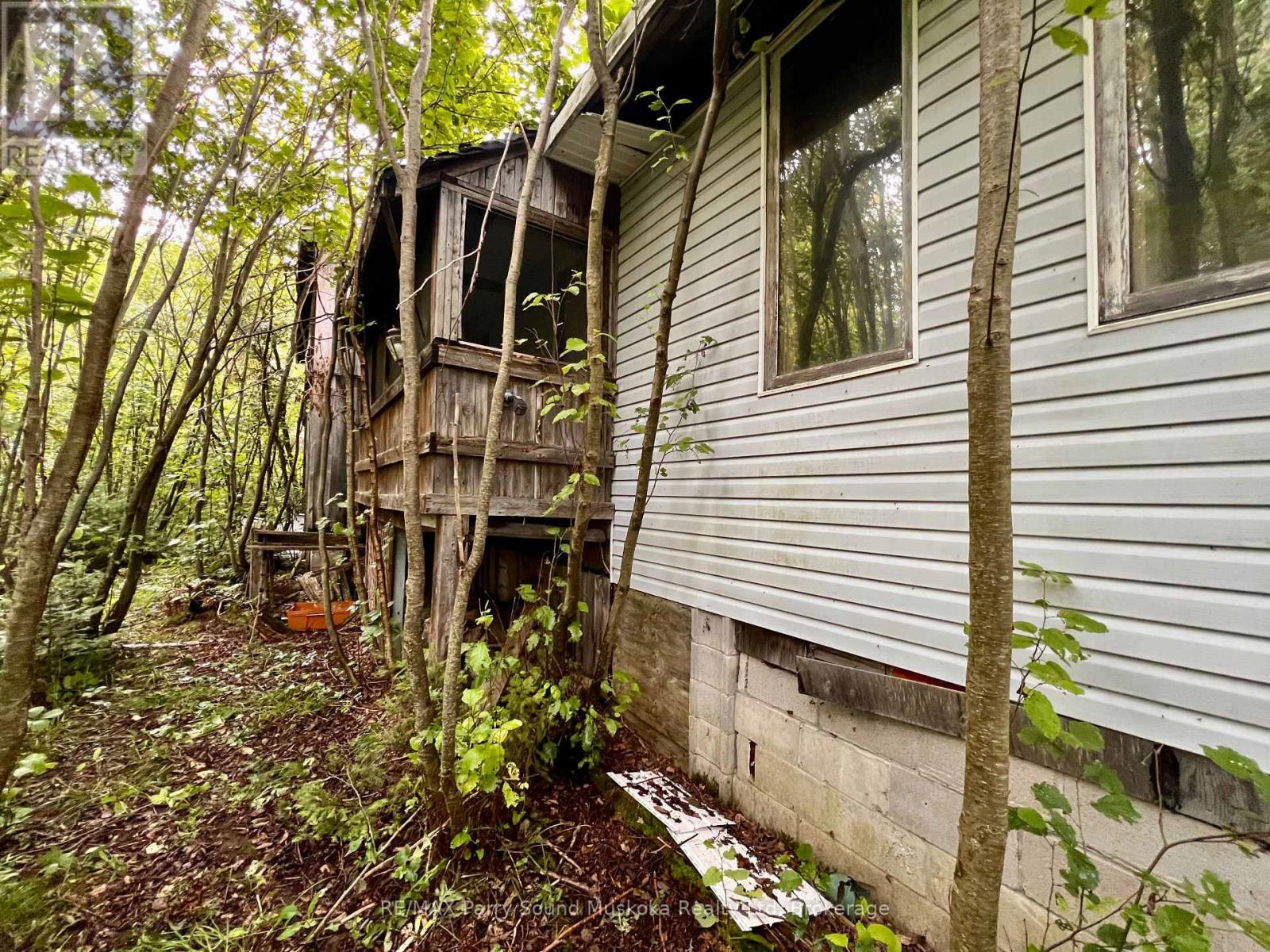 6512 Highway 124 520 Highway, Magnetawan, Ontario  P0A 1A0 - Photo 3 - X12354976