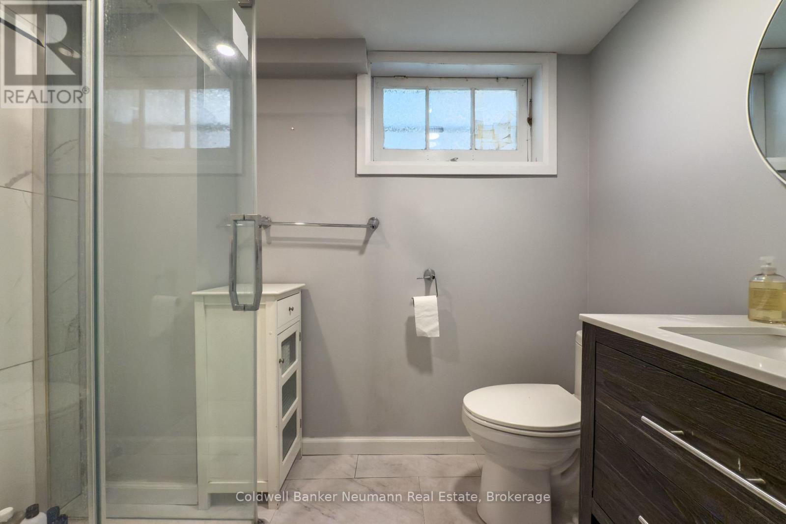 Lower - 10 Western Avenue, Guelph, Ontario  N1H 6A6 - Photo 13 - X12355028