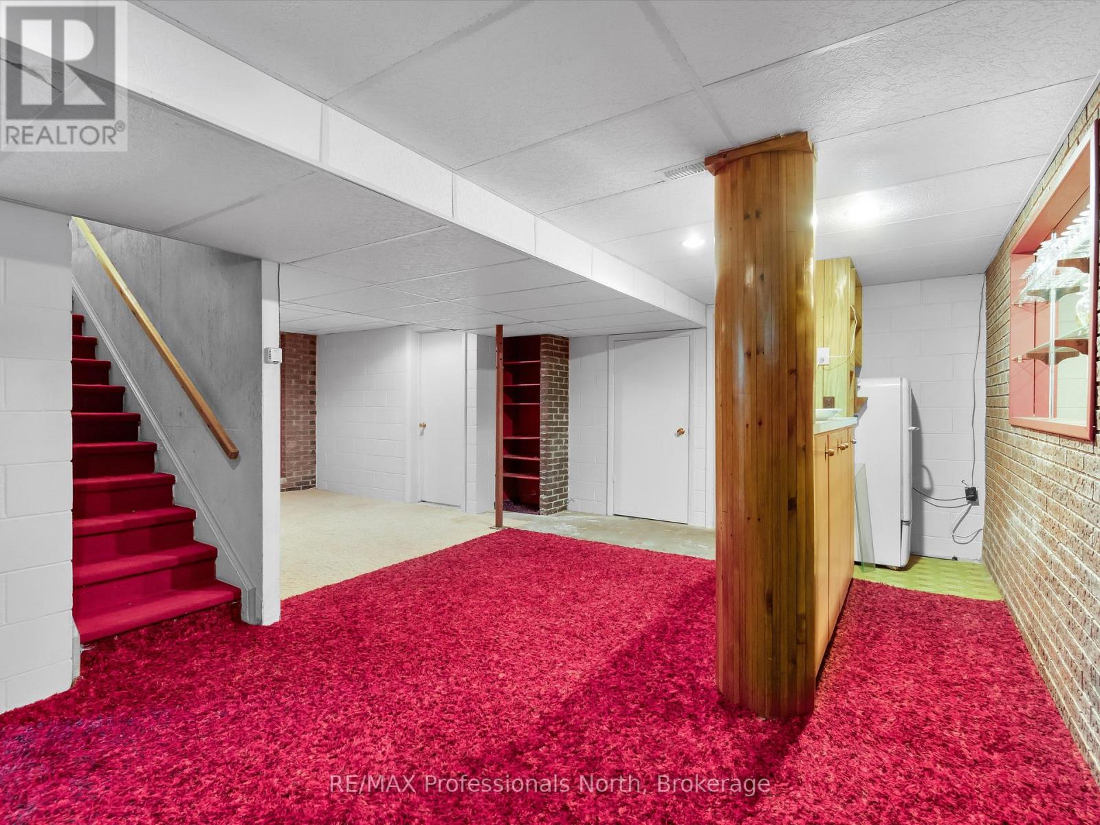 1716 Gravenhurst Parkway, Gravenhurst, Ontario  P1P 1R3 - Photo 23 - X12355030