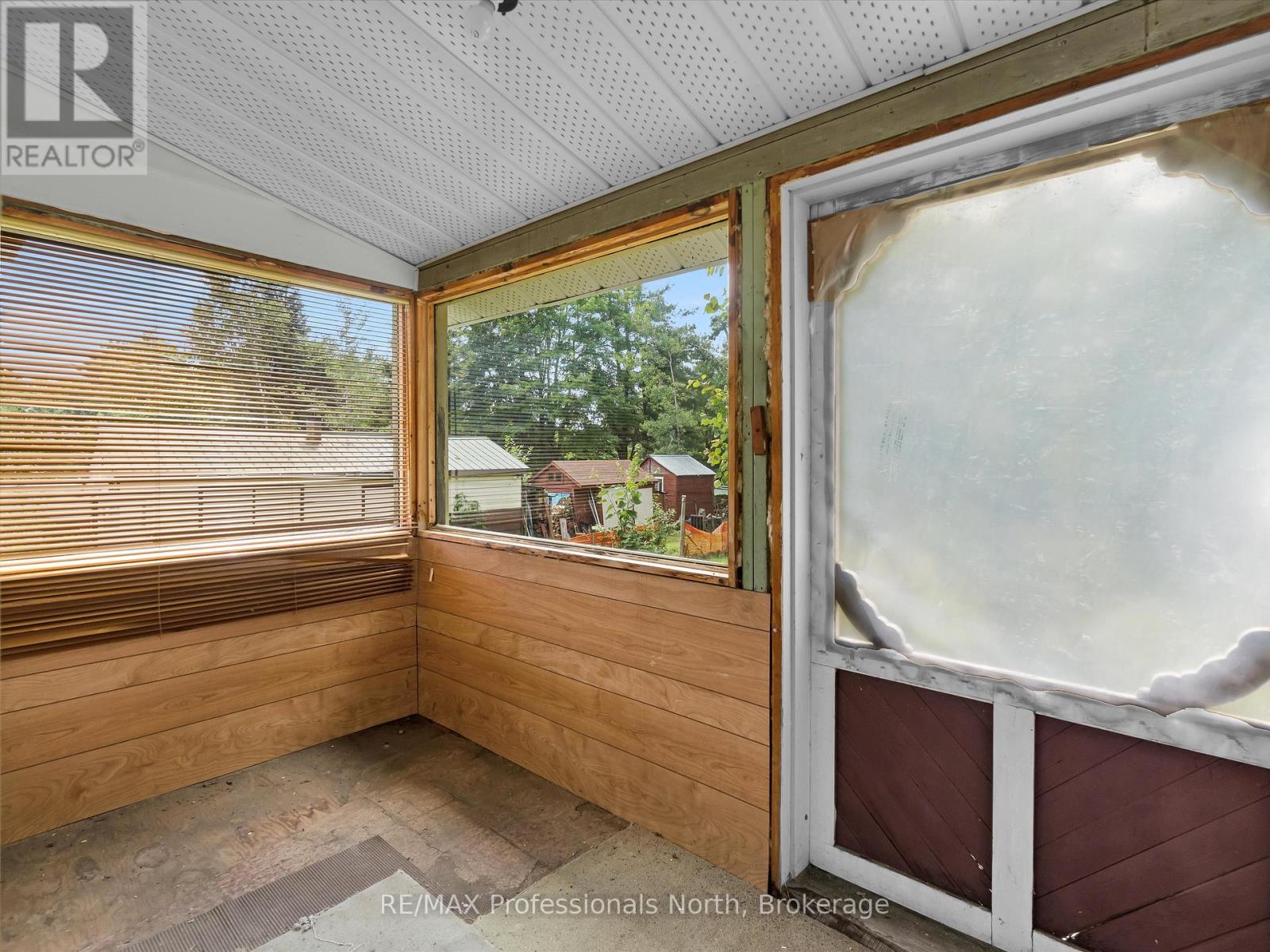 1716 Gravenhurst Parkway, Gravenhurst, Ontario  P1P 1R3 - Photo 25 - X12355030