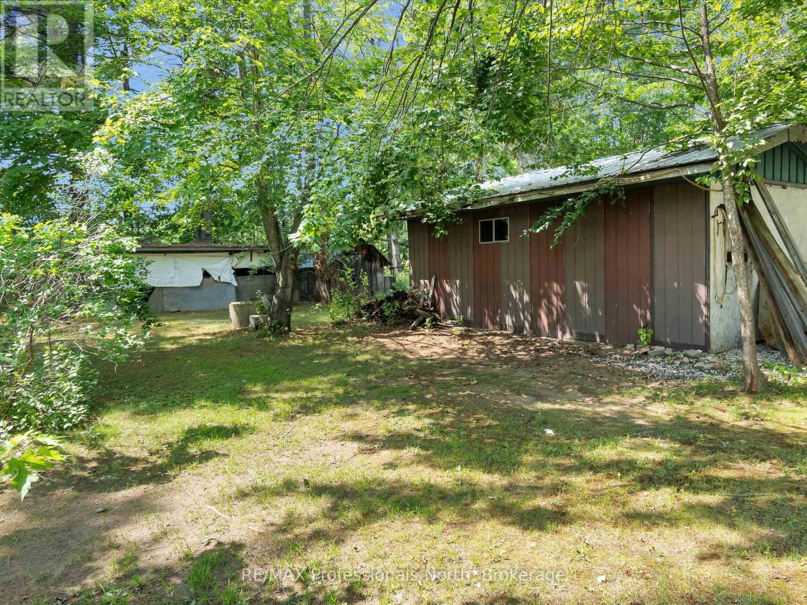 1716 Gravenhurst Parkway, Gravenhurst, Ontario  P1P 1R3 - Photo 28 - X12355030
