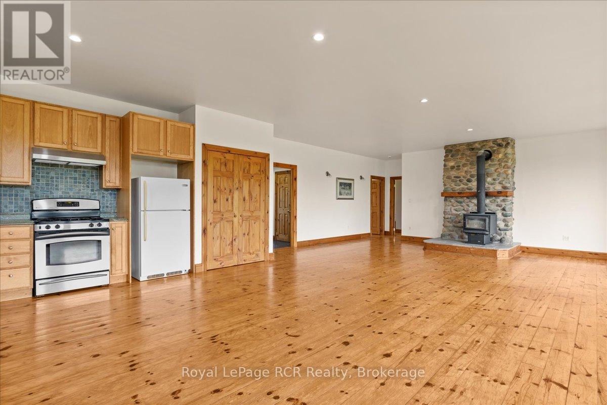 283054 Southgate-Glenelg Townline, Southgate, Ontario  N0G 1R0 - Photo 15 - X12355038