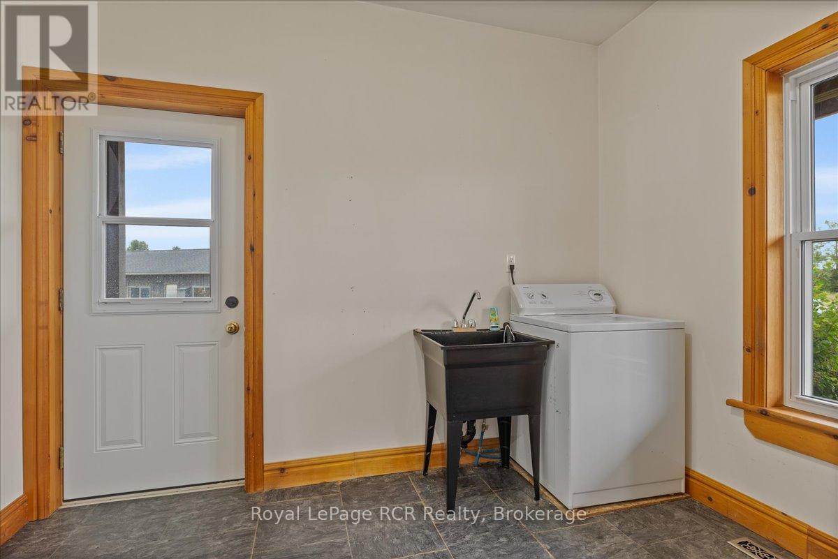 283054 Southgate-Glenelg Townline, Southgate, Ontario  N0G 1R0 - Photo 20 - X12355038
