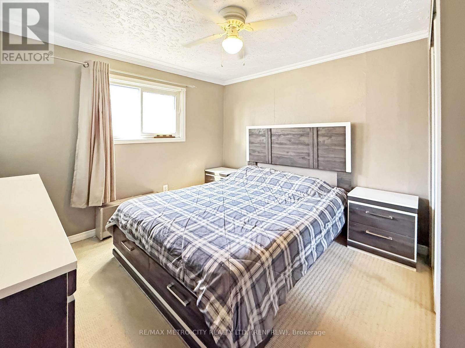 778 Seventh Street, Renfrew, Ontario  K7V 1B7 - Photo 13 - X12354908
