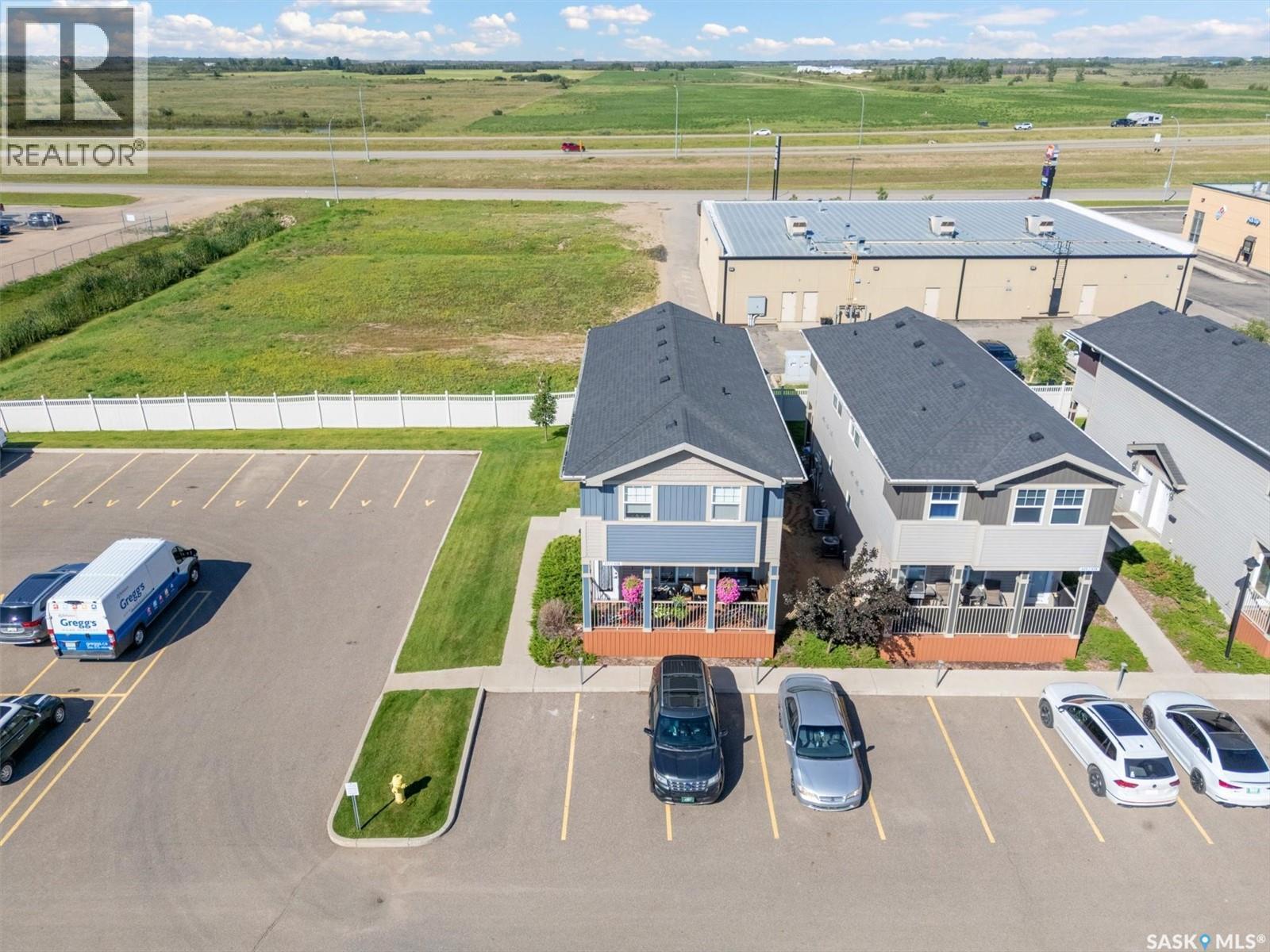 418 100 Chaparral Boulevard, Martensville, Saskatchewan  S0K 0A2 - Photo 2 - SK016063