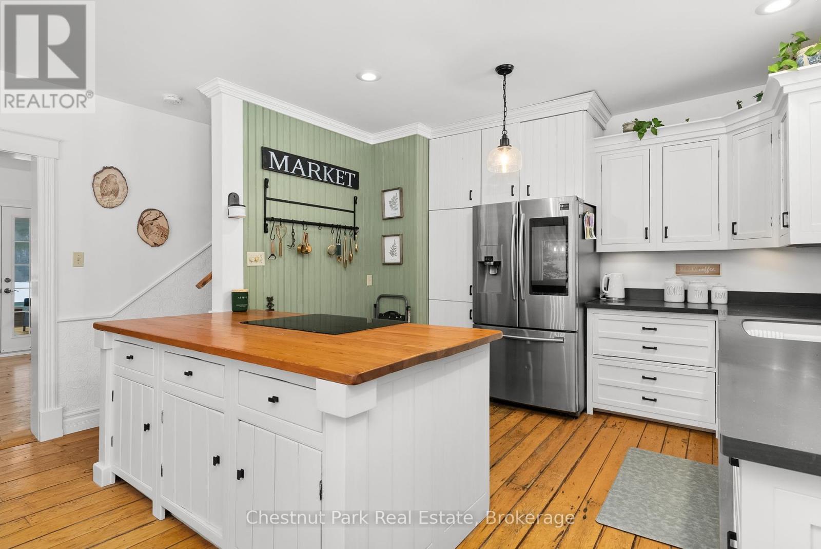 1236 Butter & Egg Road, Muskoka Lakes, Ontario  P1L 1X4 - Photo 12 - X12260460