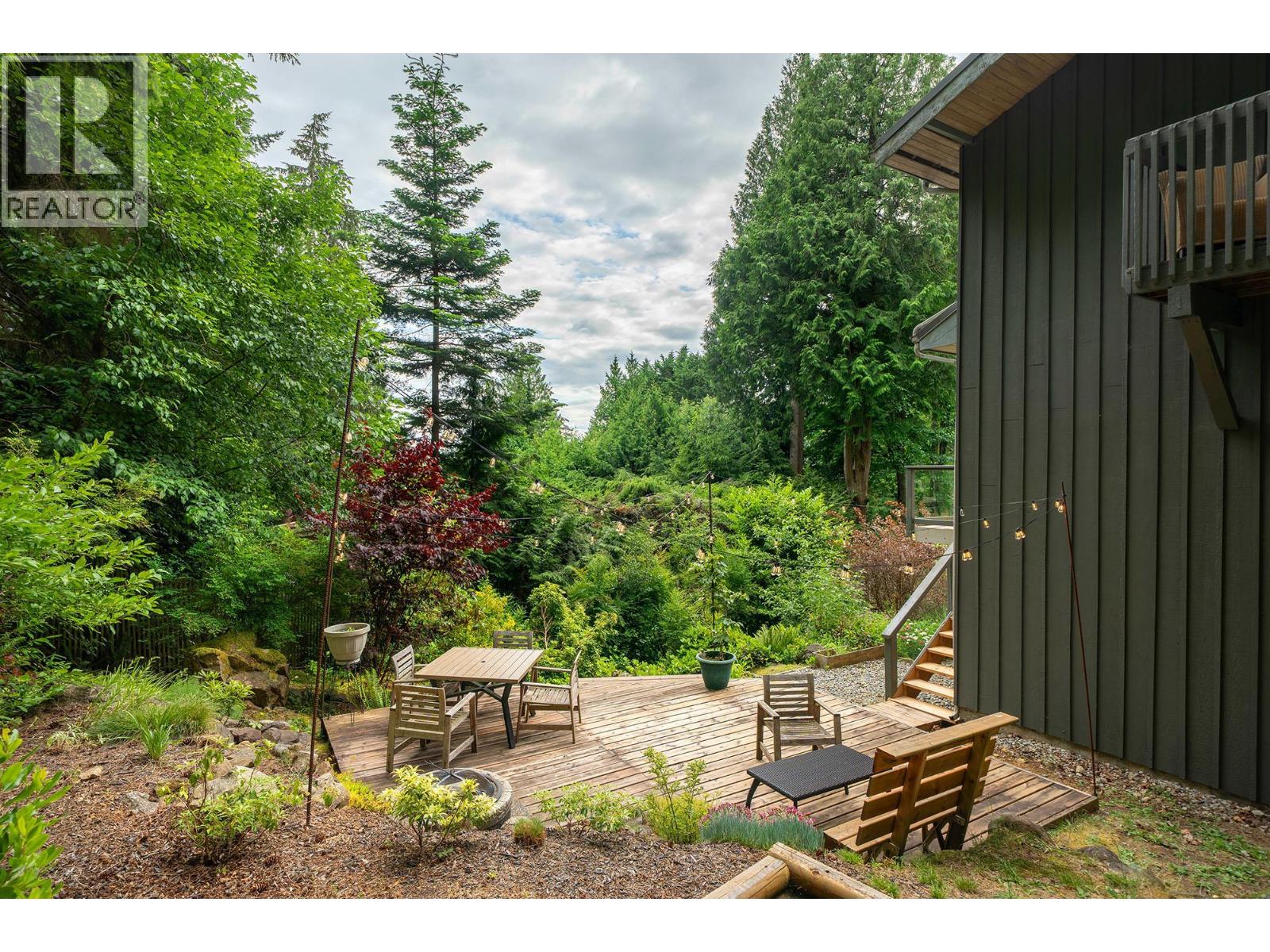 Property at 733 WINDJAMMER ROAD image 1