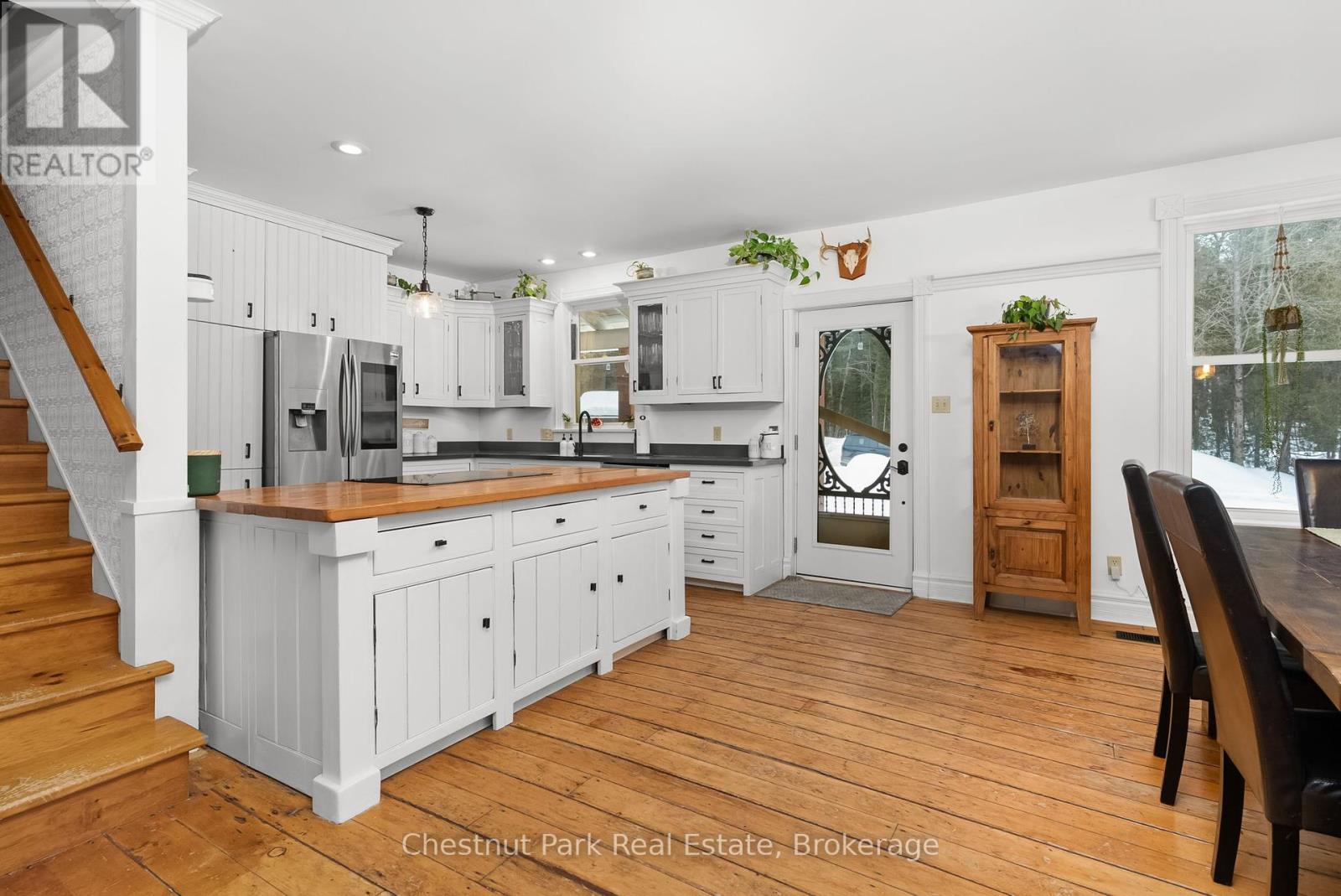 1236 Butter & Egg Road, Muskoka Lakes, Ontario  P1L 1X4 - Photo 9 - X12260460