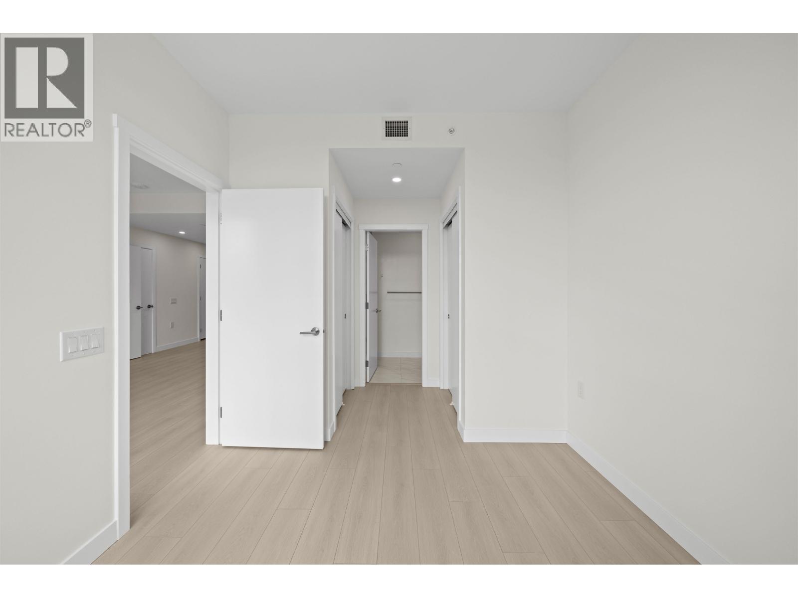 906 626 Claremont Street, Coquitlam, British Columbia  V3J 3T4 - Photo 21 - R3038899
