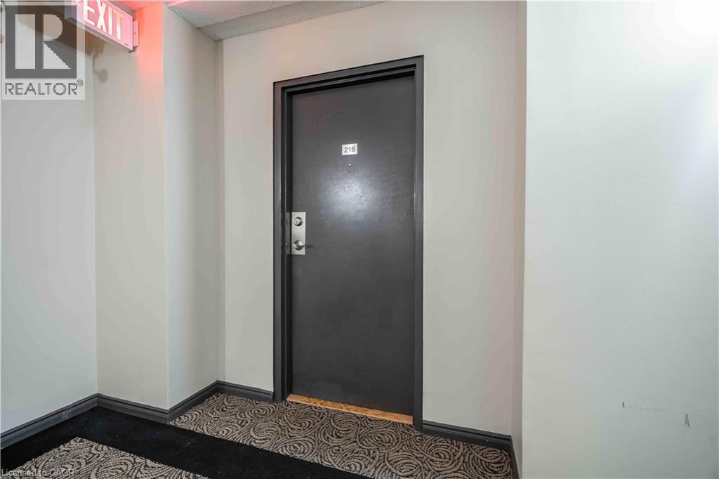 416 Limeridge Road E Unit# 216, Hamilton, Ontario  L9A 2S7 - Photo 11 - 40745457