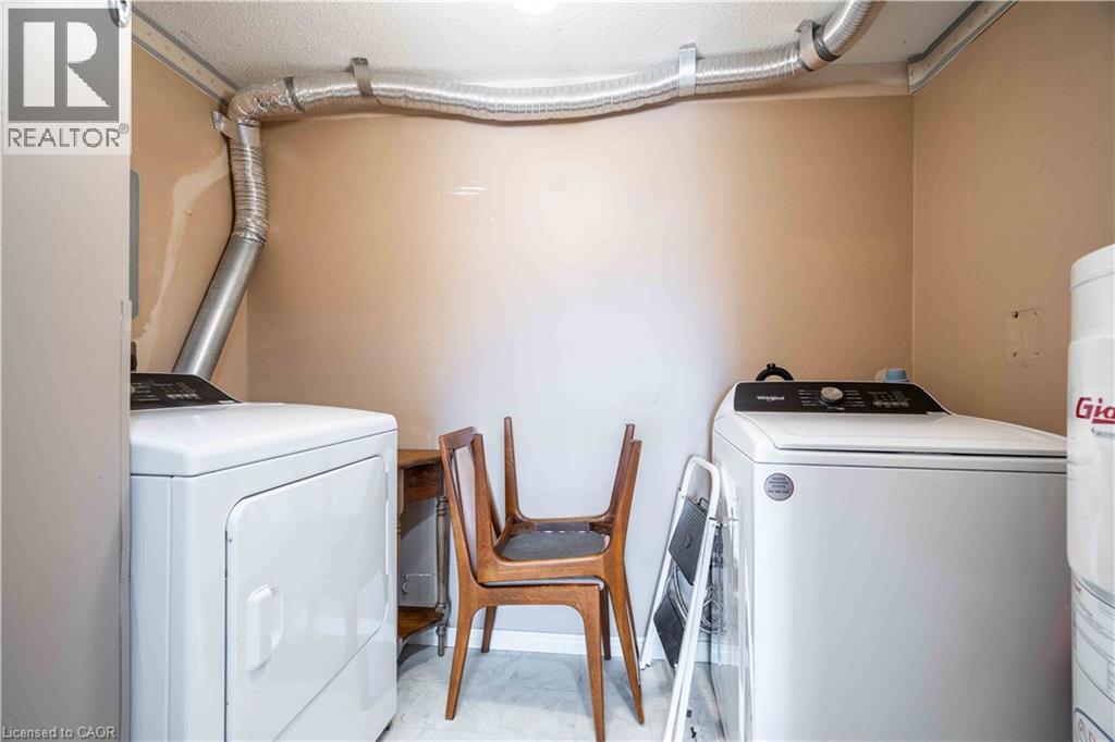 416 Limeridge Road E Unit# 216, Hamilton, Ontario  L9A 2S7 - Photo 32 - 40745457