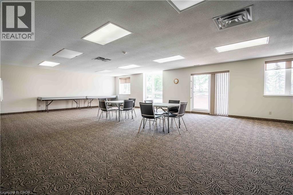 416 Limeridge Road E Unit# 216, Hamilton, Ontario  L9A 2S7 - Photo 34 - 40745457