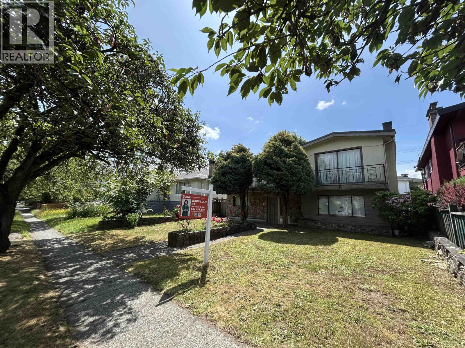 2514 E 49th Avenue, Vancouver, British Columbia  V5S 1J5 - Photo 2 - R3038930