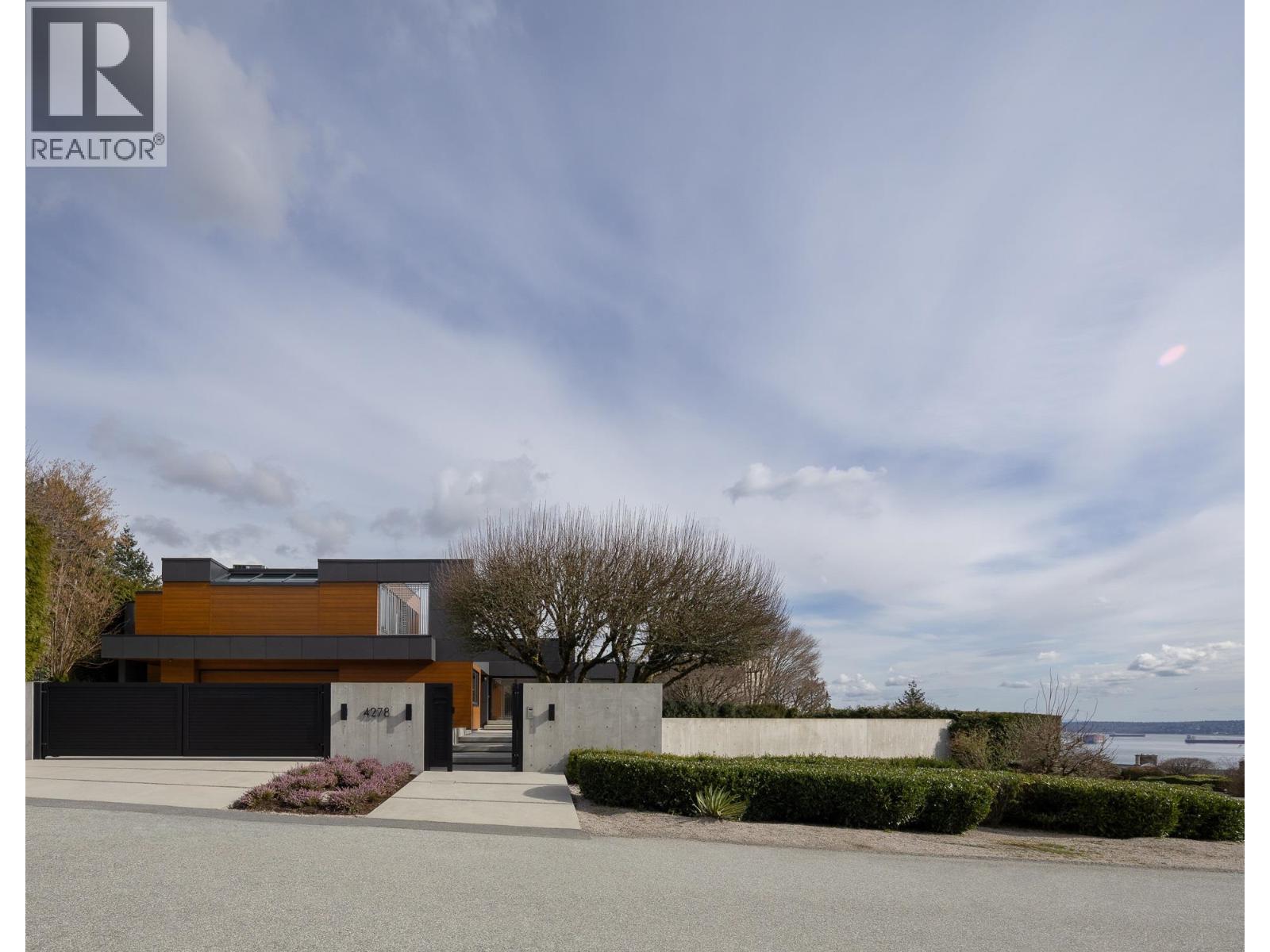 Property at 4278 ROCKRIDGE PLACE image 4