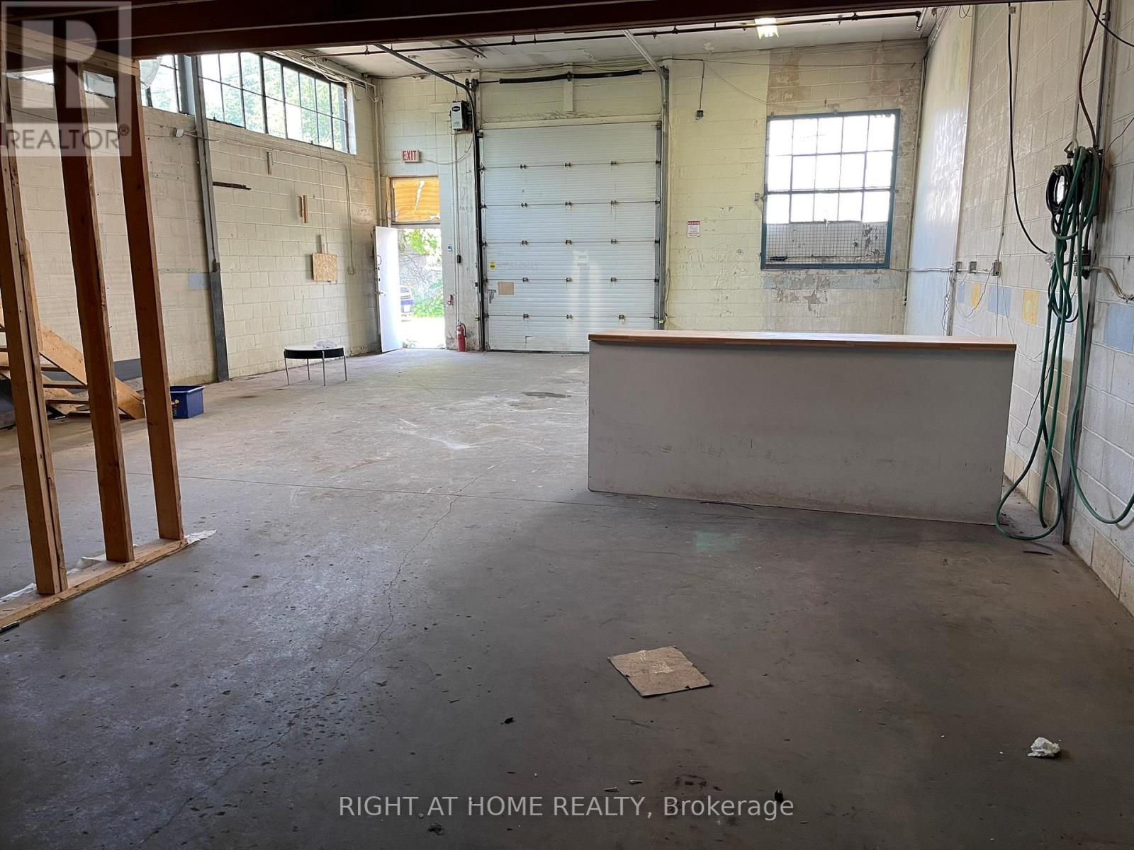 Unit #25 - 26-30 Six Point Road, Toronto, Ontario  M8Z 2W9 - Photo 11 - W12354918