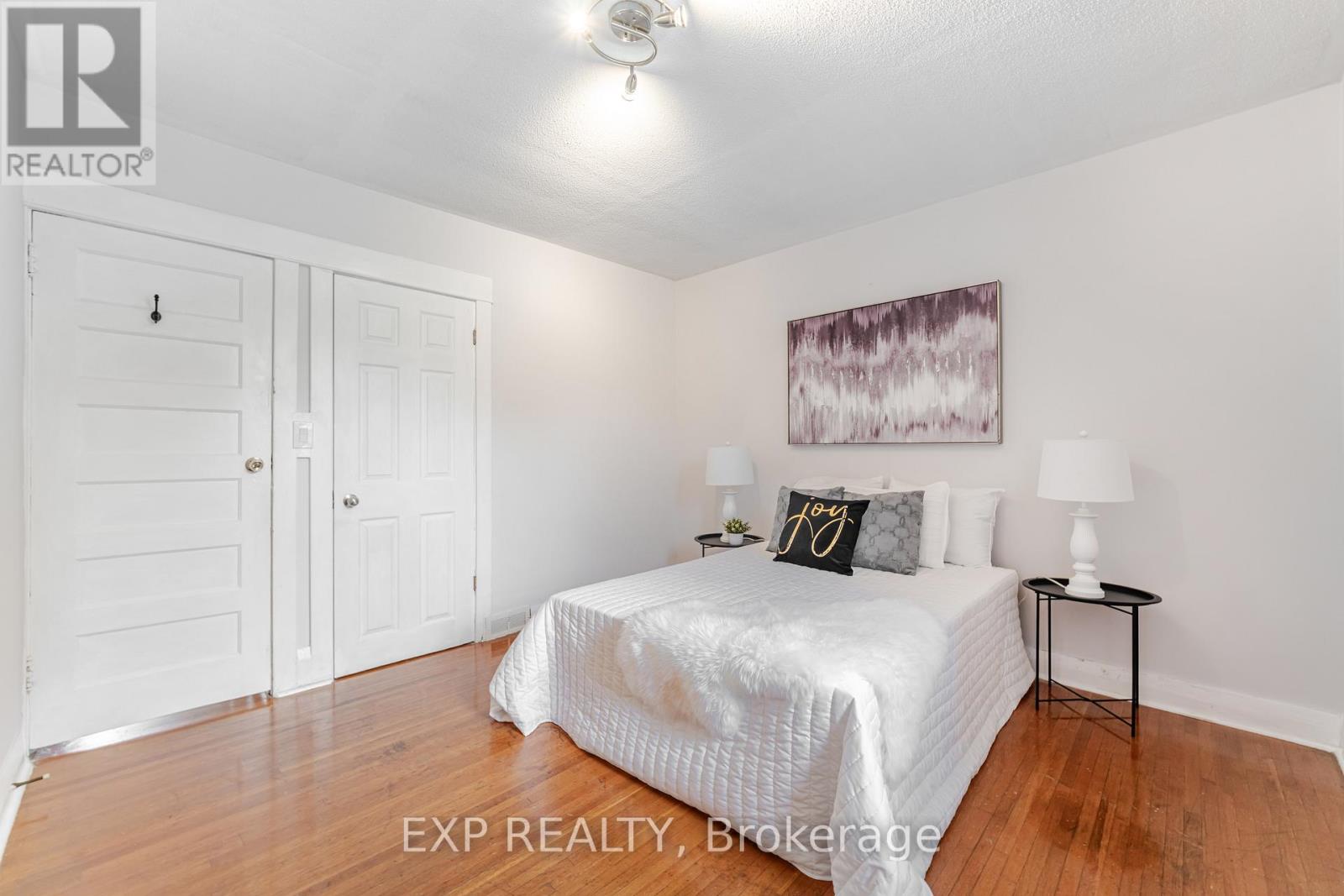 214 Silverthorn Avenue, Toronto, Ontario  M6N 3K4 - Photo 22 - W12354992