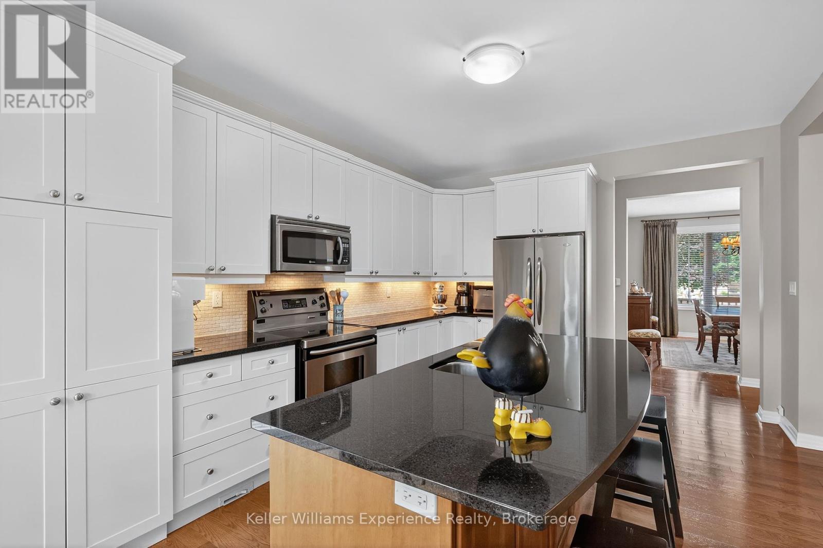 40 Windsong Crescent, Bracebridge, Ontario  P1L 0A3 - Photo 14 - X12355054