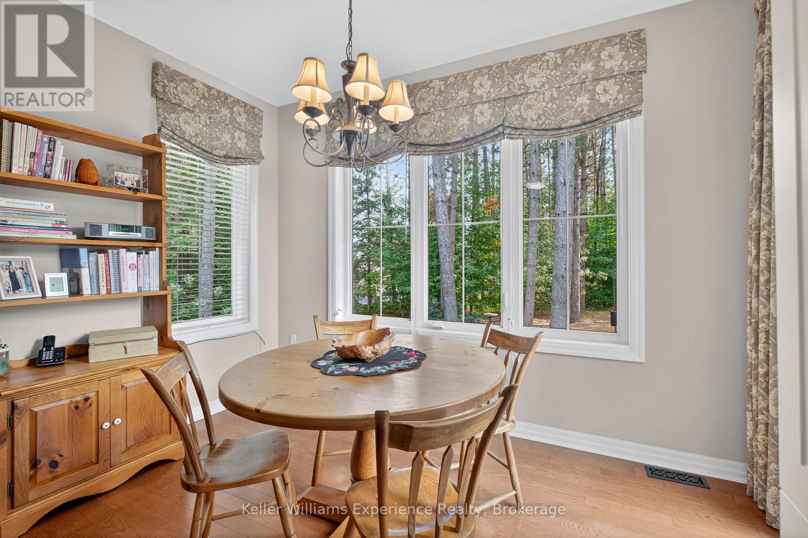 40 Windsong Crescent, Bracebridge, Ontario  P1L 0A3 - Photo 18 - X12355054