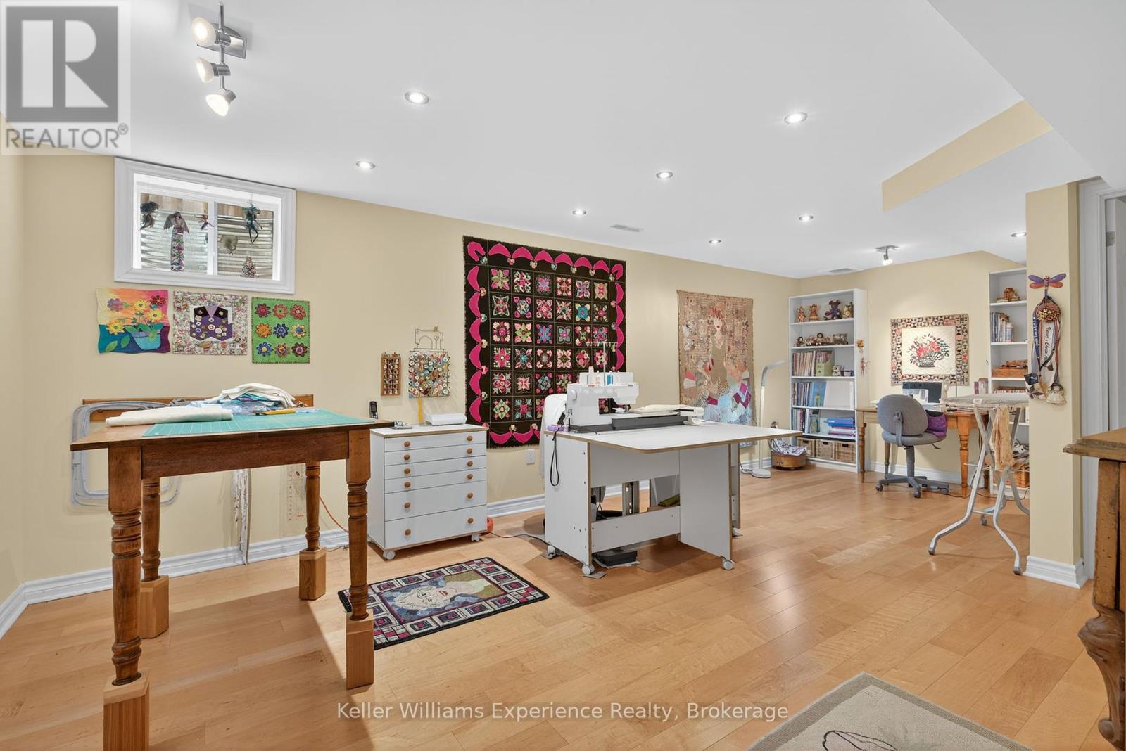 40 Windsong Crescent, Bracebridge, Ontario  P1L 0A3 - Photo 48 - X12355054