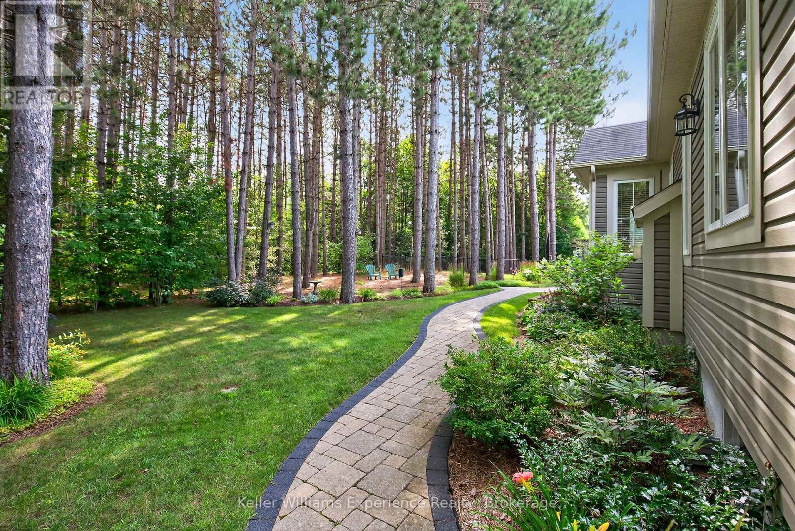 40 Windsong Crescent, Bracebridge, Ontario  P1L 0A3 - Photo 9 - X12355054