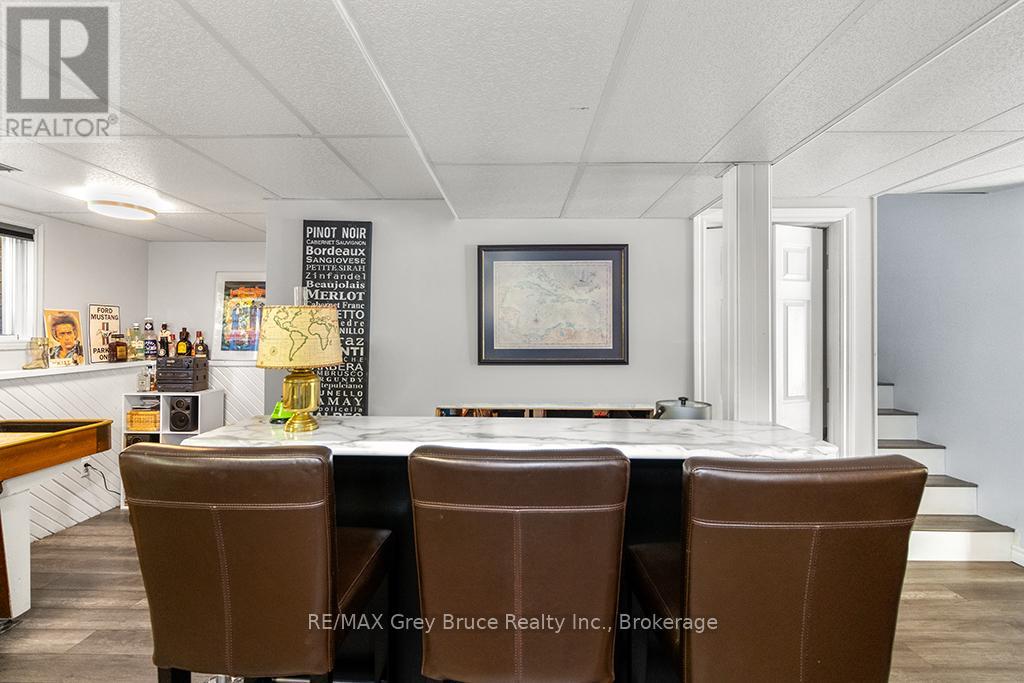 699 20th Street W, Owen Sound, Ontario  N4K 4E1 - Photo 12 - X12355059