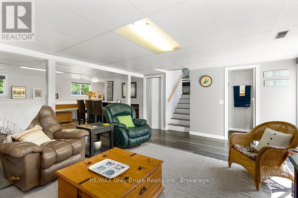 699 20th Street W, Owen Sound, Ontario  N4K 4E1 - Photo 15 - X12355059