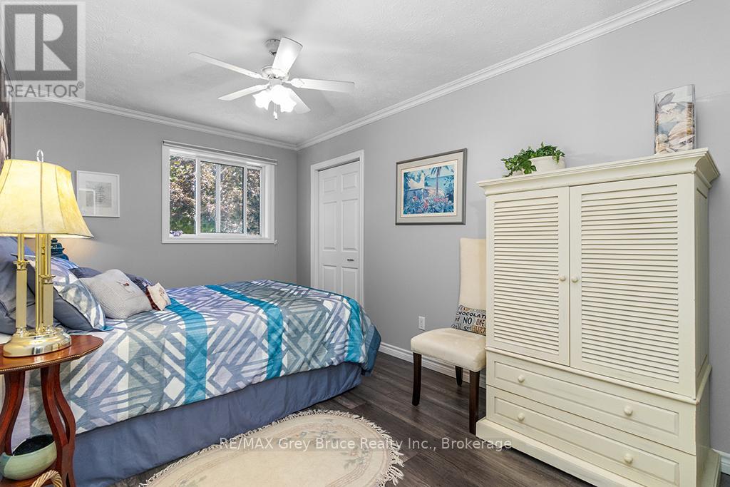 699 20th Street W, Owen Sound, Ontario  N4K 4E1 - Photo 38 - X12355059