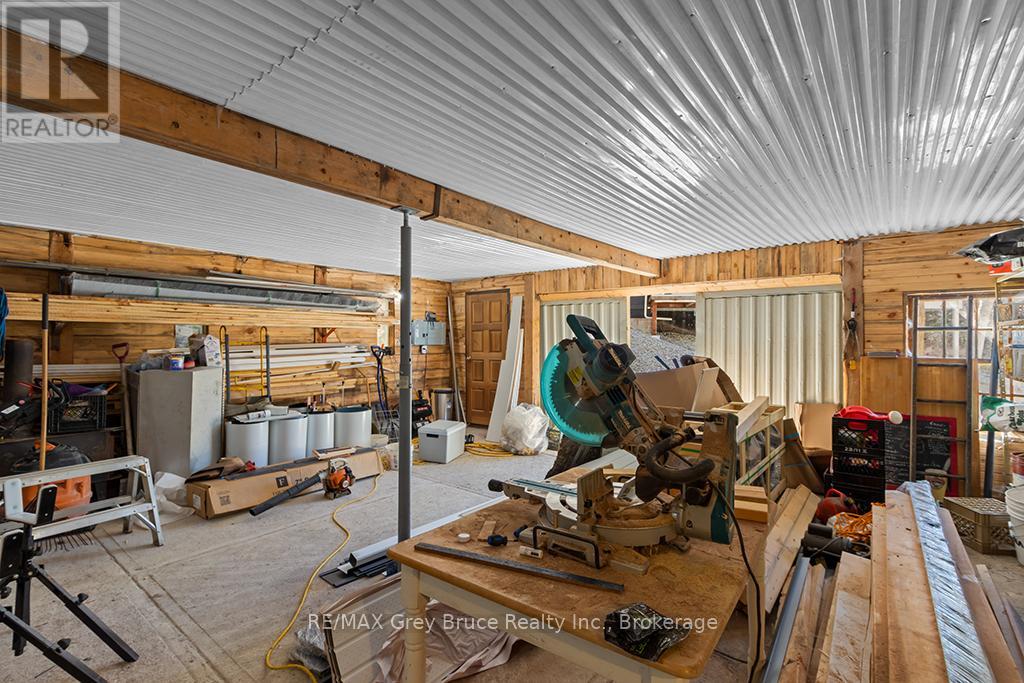 504075 Grey Road 1 Road, Georgian Bluffs, Ontario  N0H 2T0 - Photo 45 - X12355073