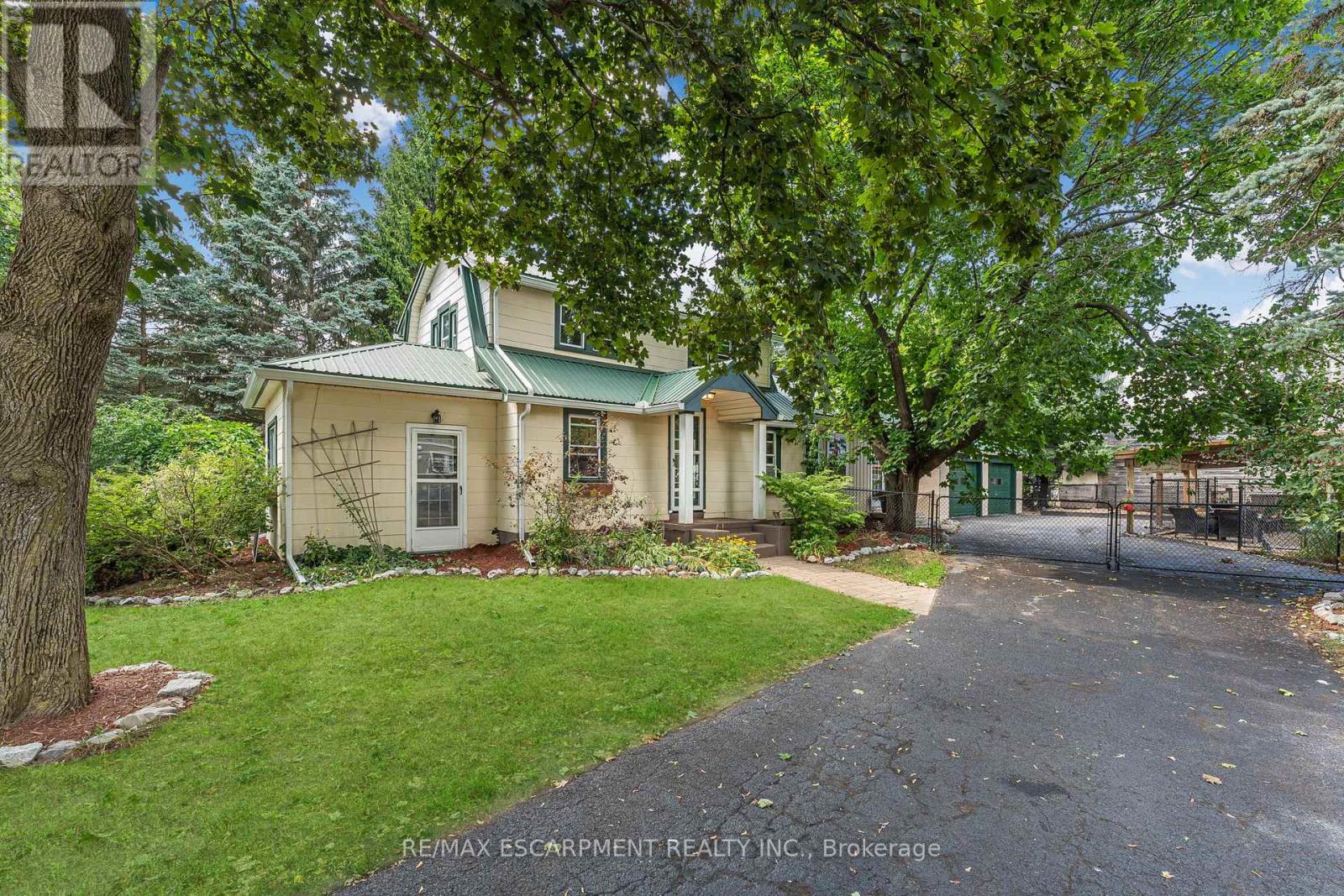 323 Regional 20 Road, Pelham, Ontario  L0S 1C0 - Photo 10 - X12354950