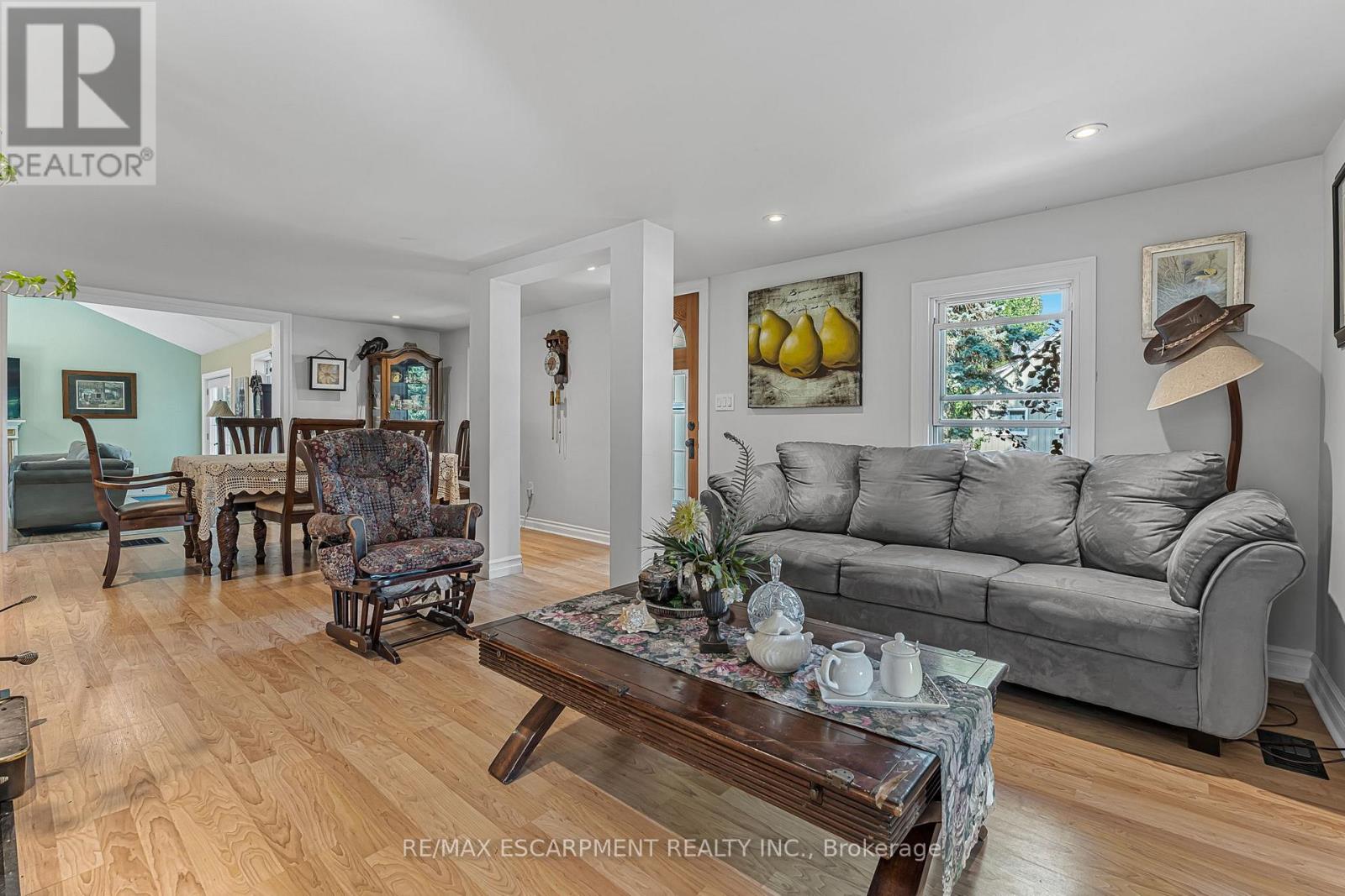 323 Regional 20 Road, Pelham, Ontario  L0S 1C0 - Photo 13 - X12354950