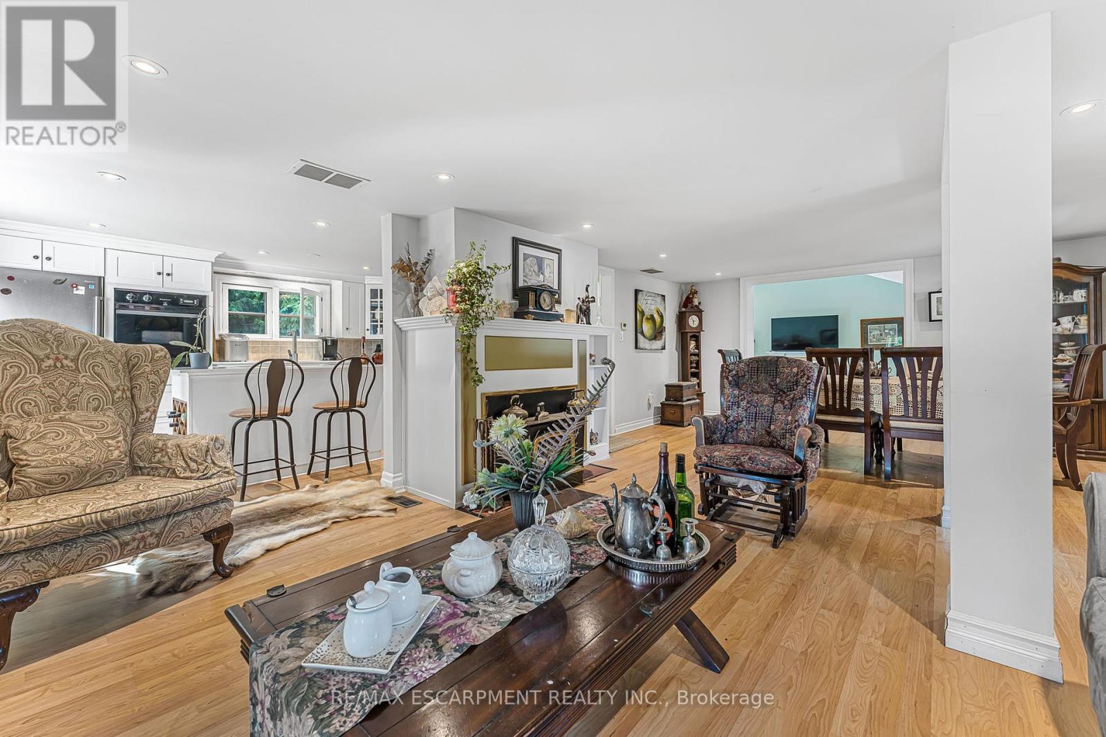 323 Regional 20 Road, Pelham, Ontario  L0S 1C0 - Photo 14 - X12354950
