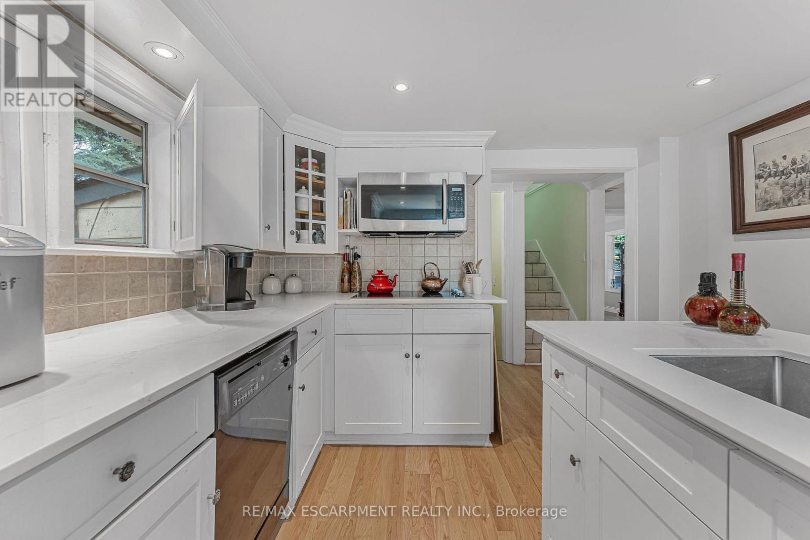 323 Regional 20 Road, Pelham, Ontario  L0S 1C0 - Photo 18 - X12354950