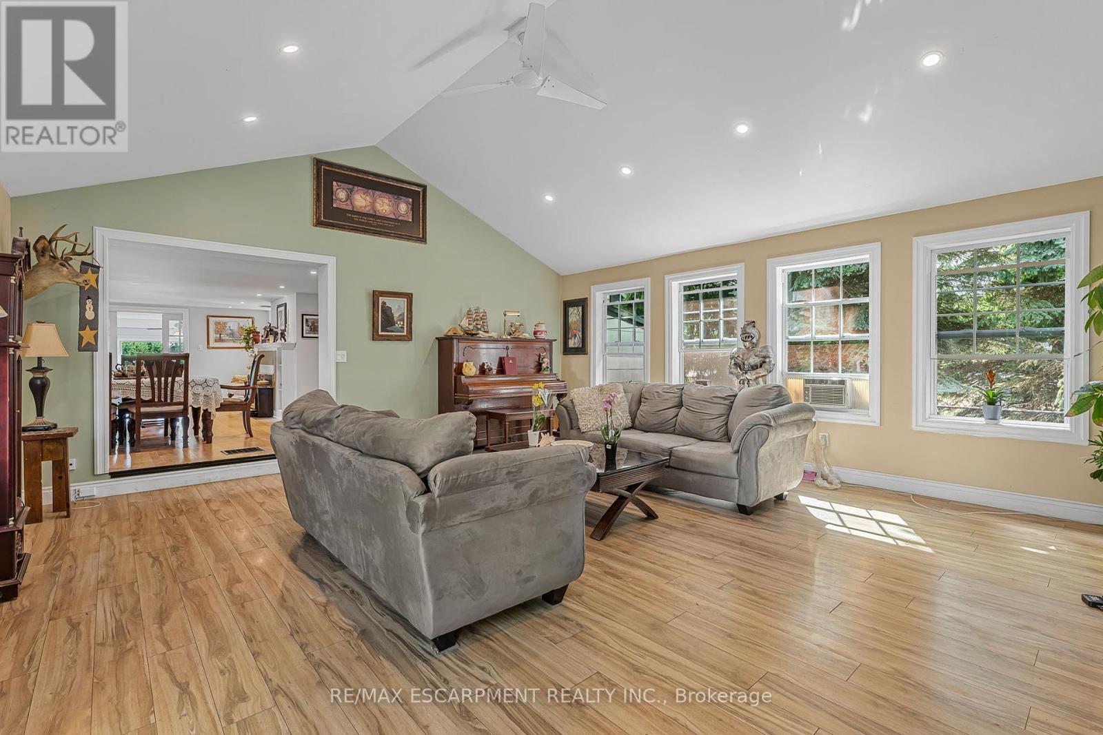 323 Regional 20 Road, Pelham, Ontario  L0S 1C0 - Photo 24 - X12354950