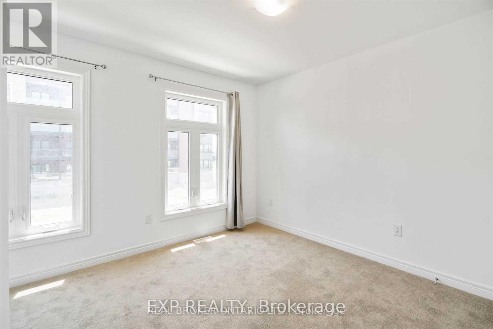 141 Summersides Boulevard, Pelham, Ontario  L3B 5N5 - Photo 12 - X12354994