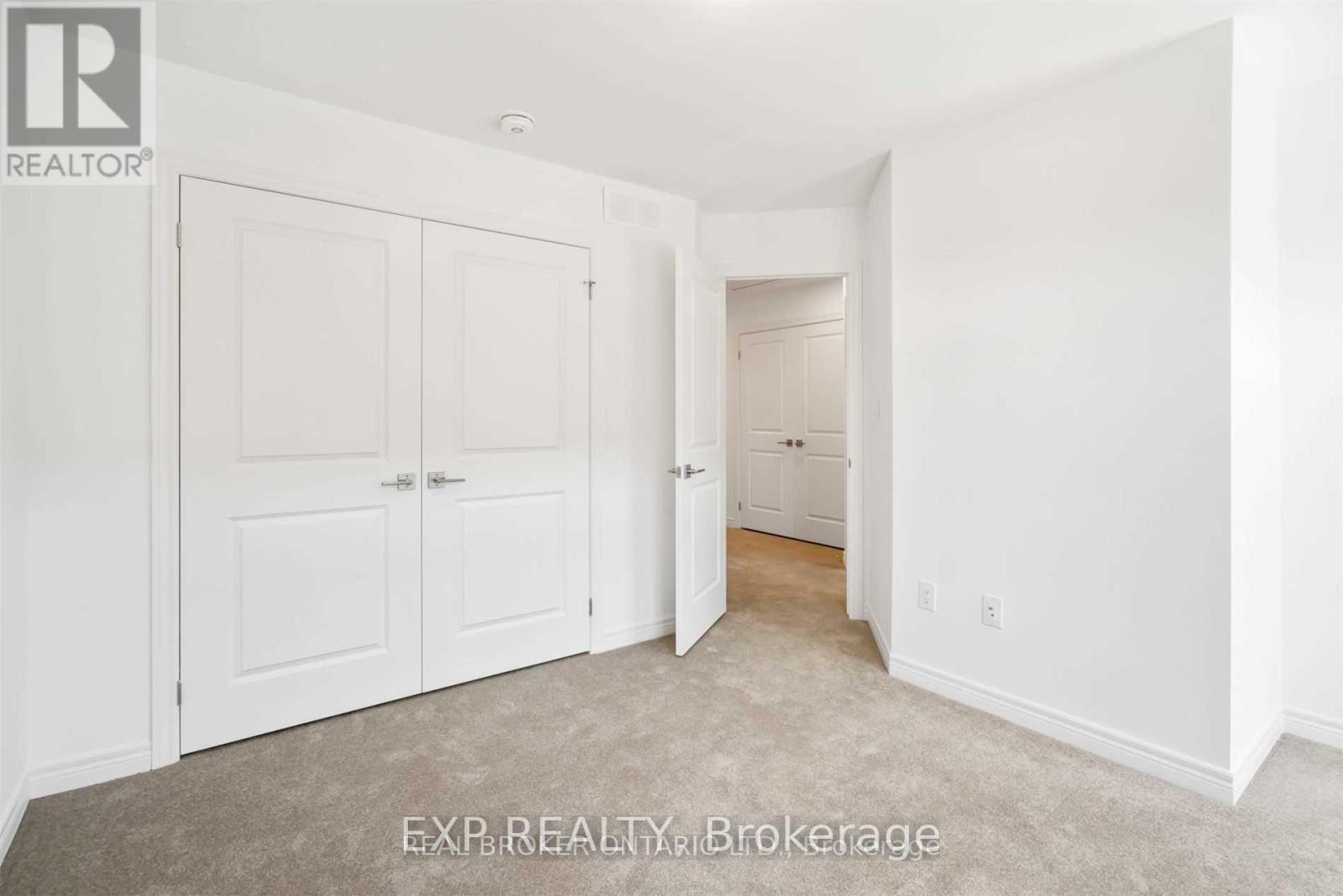 141 Summersides Boulevard, Pelham, Ontario  L3B 5N5 - Photo 13 - X12354994