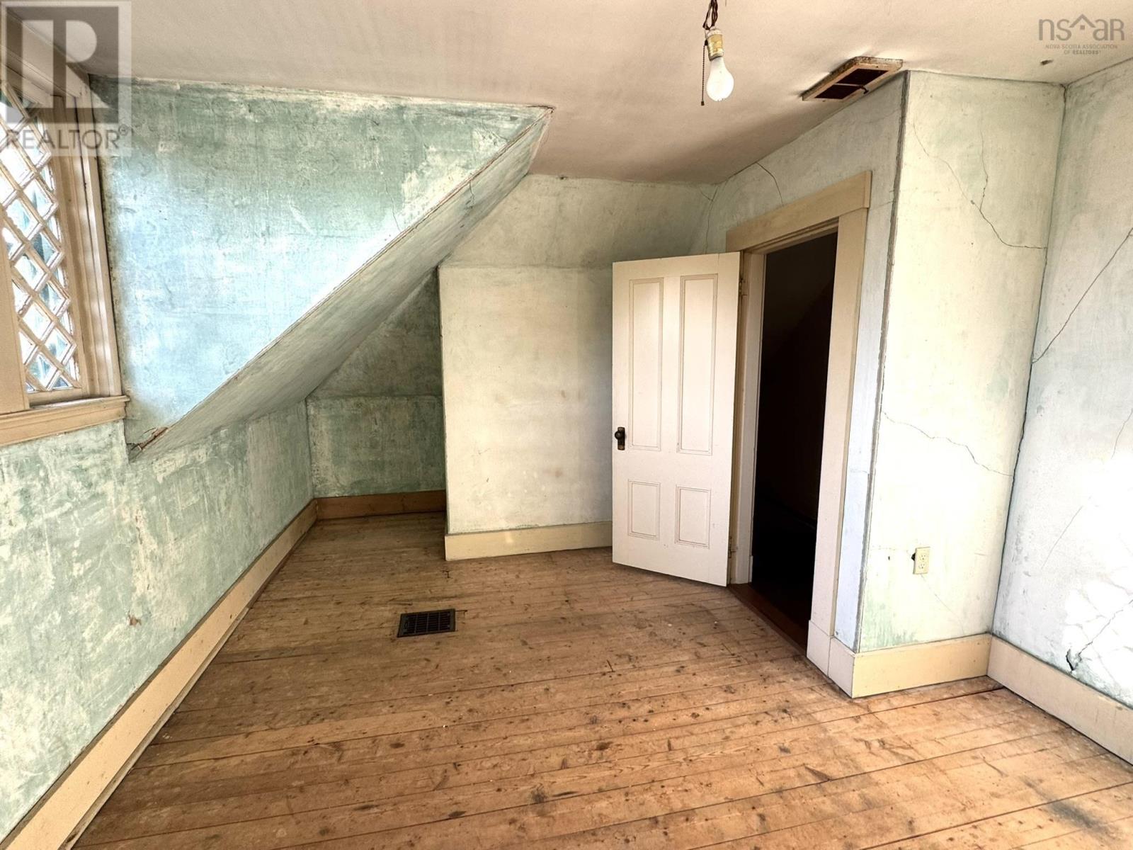 163 Hillside Road, Brooklyn, Nova Scotia  B0J 1H0 - Photo 18 - 202516674