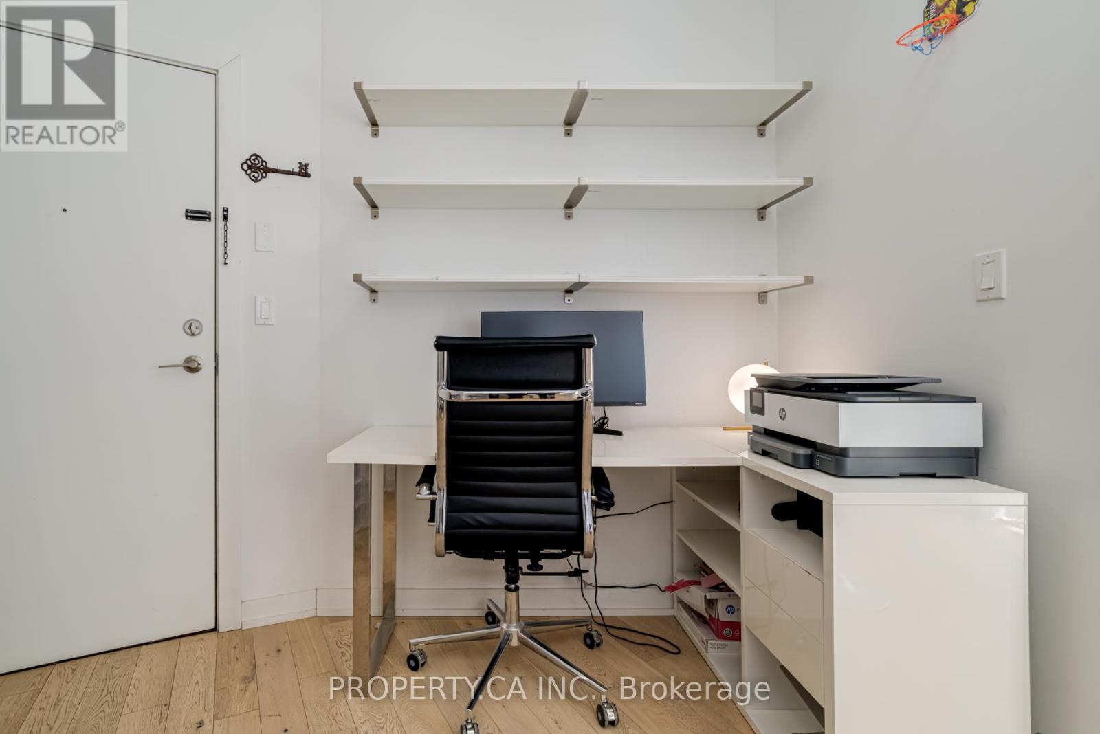 1213 - 20 Bruyeres Mews, Toronto, Ontario  M5V 0G8 - Photo 26 - C12354339