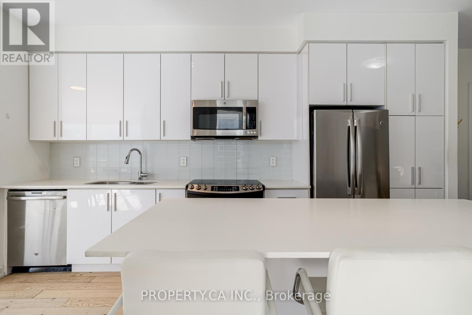 1213 - 20 Bruyeres Mews, Toronto, Ontario  M5V 0G8 - Photo 28 - C12354339