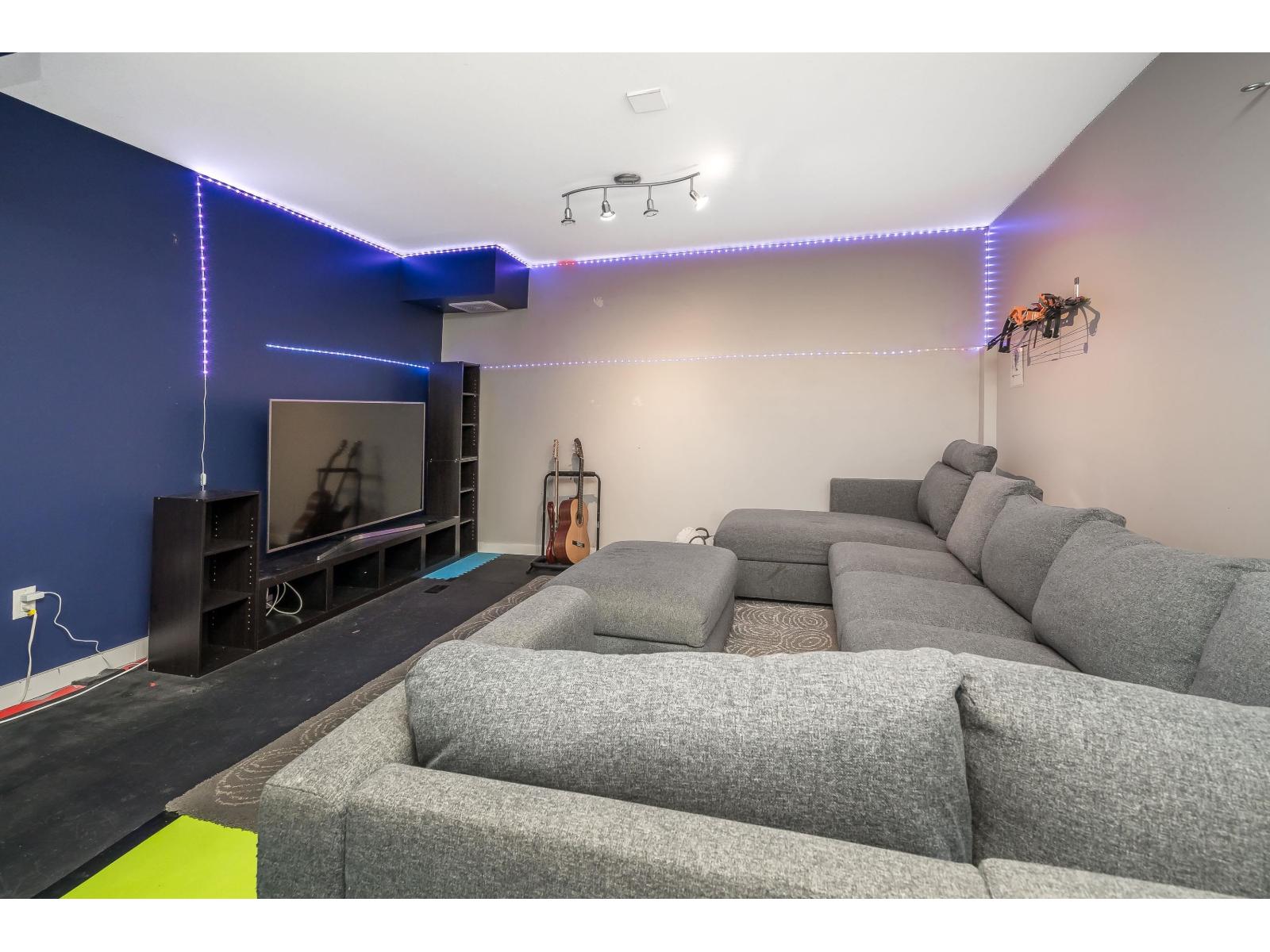 252 2501 161A STREET, surrey, British Columbia
