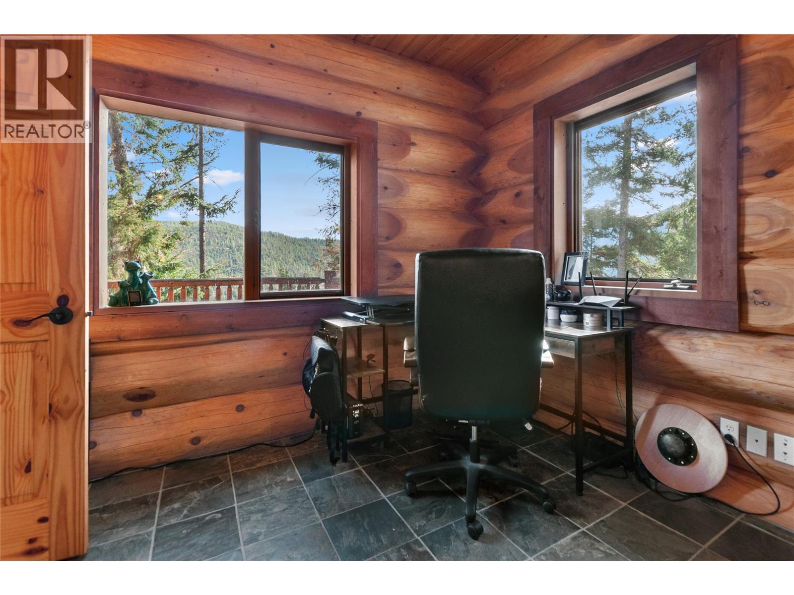 2890 Coalmont Road, Coalmont-Tulameen, British Columbia  V0X 1W0 - Photo 26 - 10337152