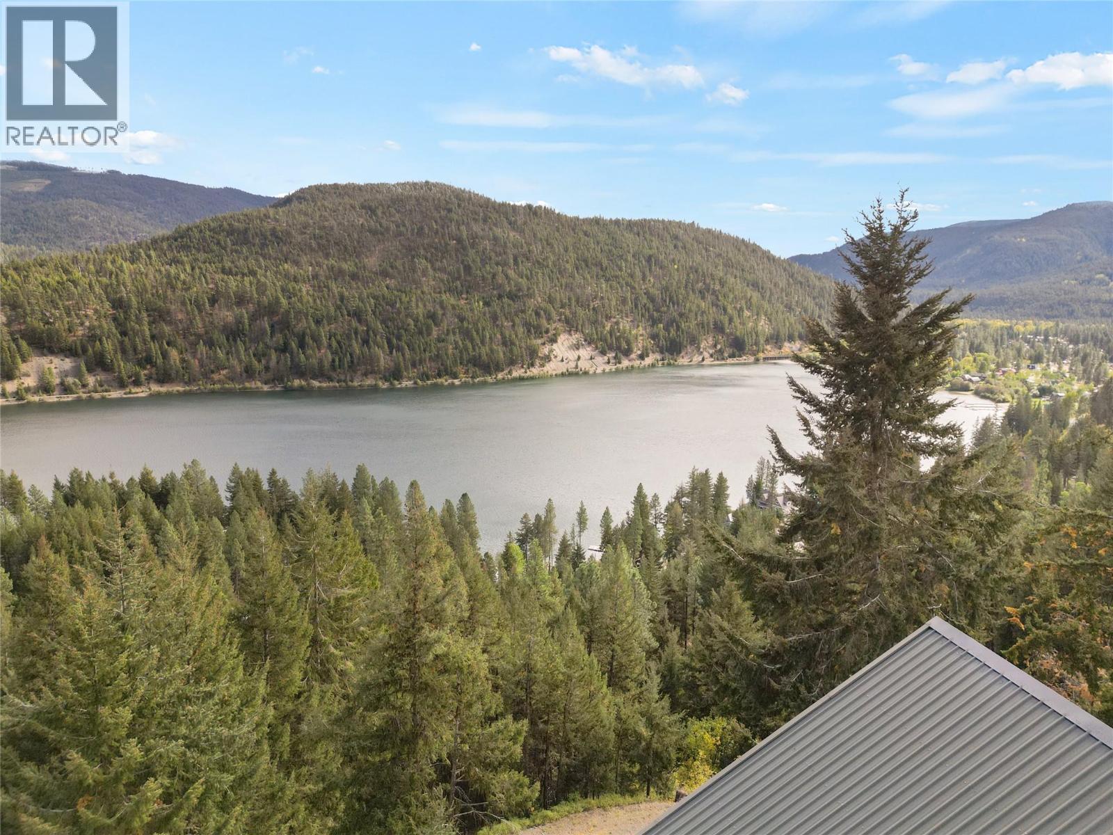 2890 Coalmont Road, Coalmont-Tulameen, British Columbia  V0X 1W0 - Photo 11 - 10337152