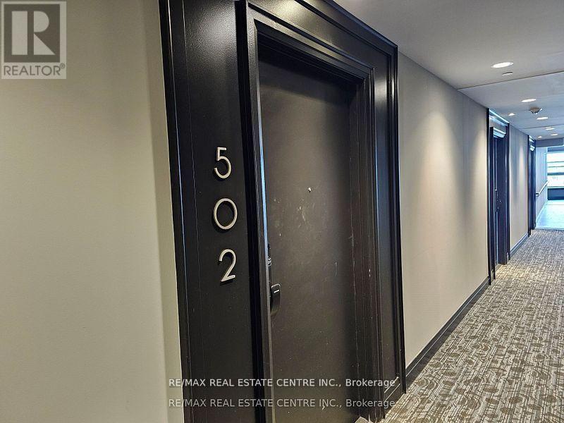 502 - 50 Kaitting Trail, Oakville, Ontario  L6M 5N3 - Photo 3 - W12354725