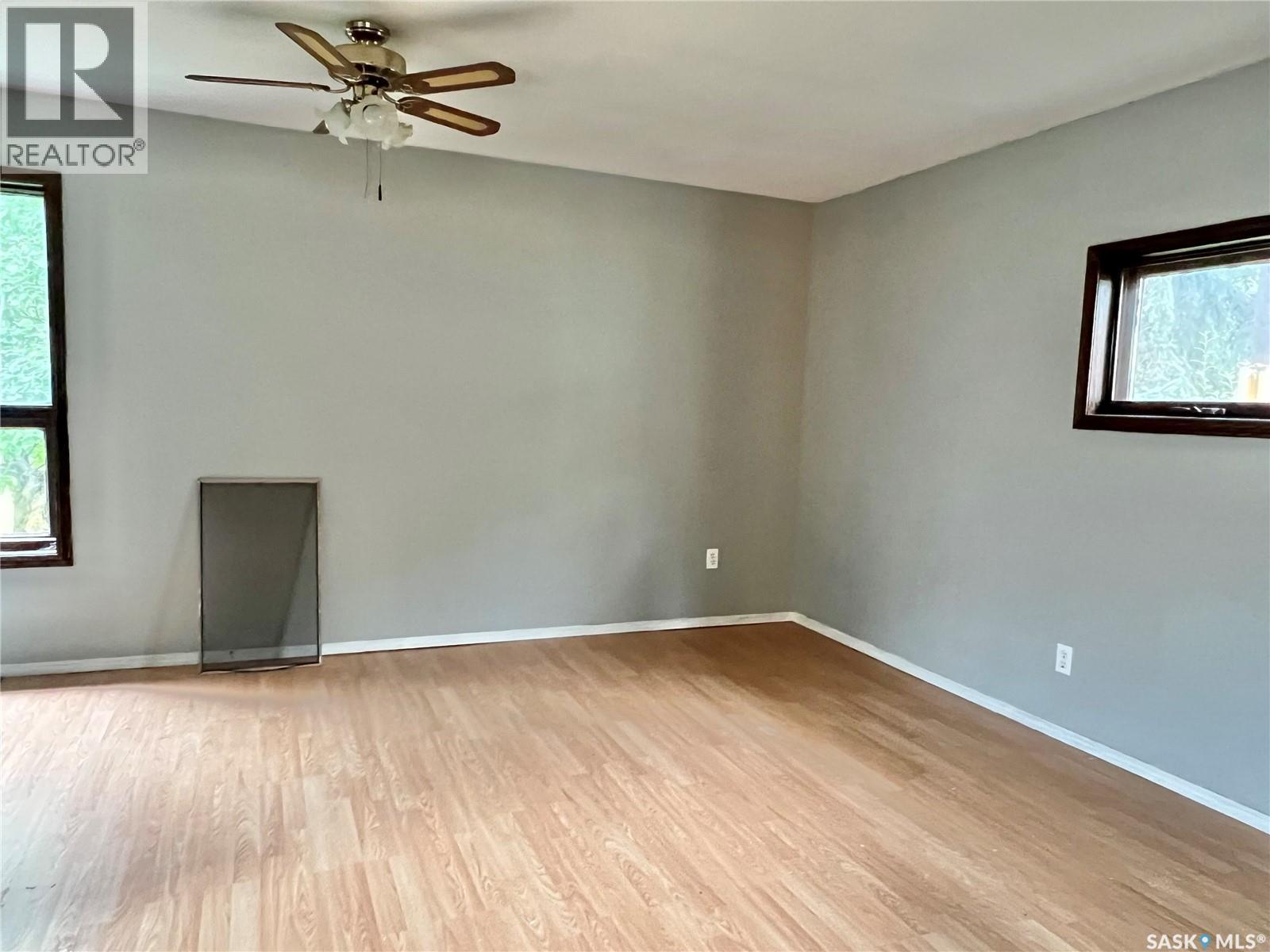 211 2nd Avenue S, Melfort, Saskatchewan  S0E 1A0 - Photo 17 - SK016142