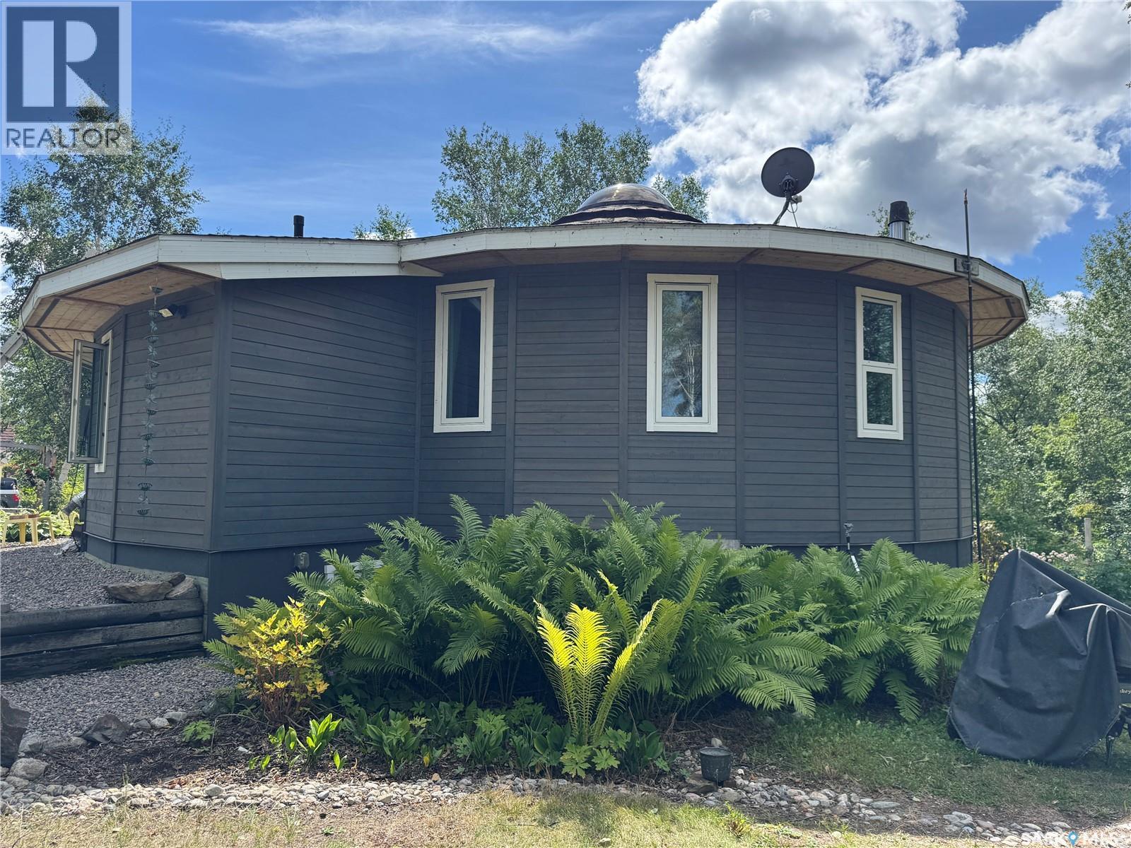 Lakefront Round House, Northern Admin District, Saskatchewan  S0J 1L0 - Photo 18 - SK016047