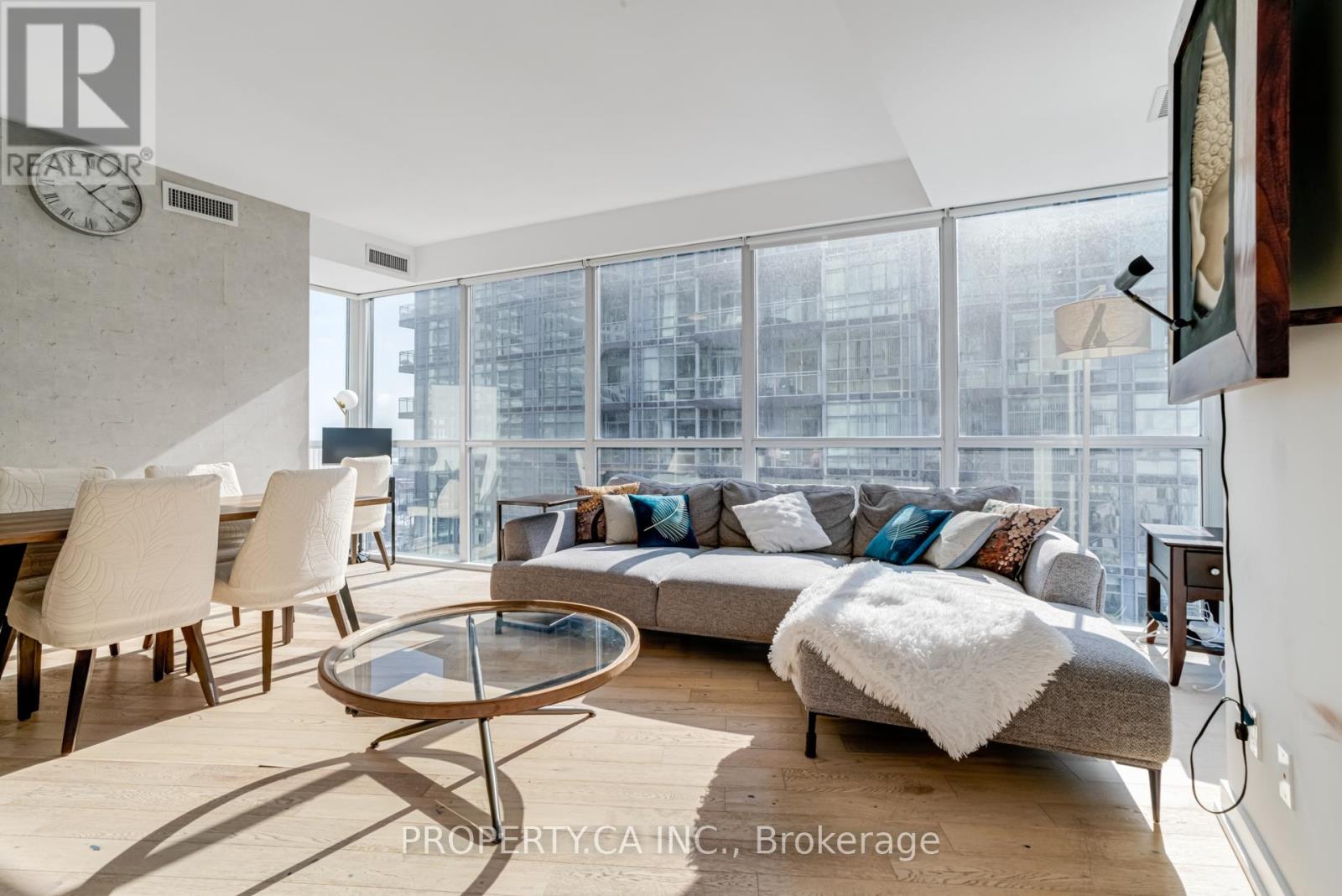 1213 - 20 BRUYERES MEWS, Toronto, Ontario