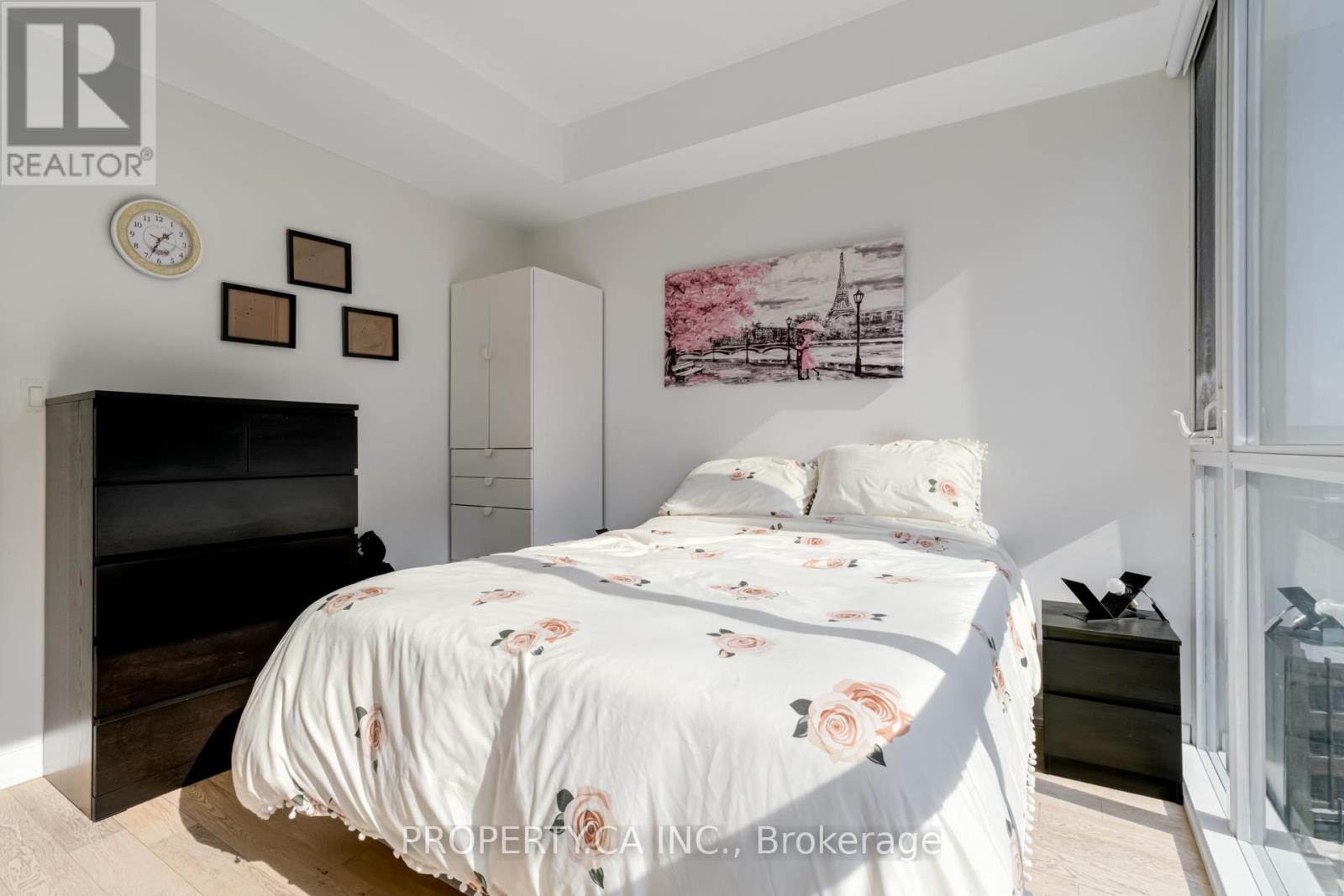 1213 - 20 Bruyeres Mews, Toronto, Ontario  M5V 0G8 - Photo 15 - C12354339